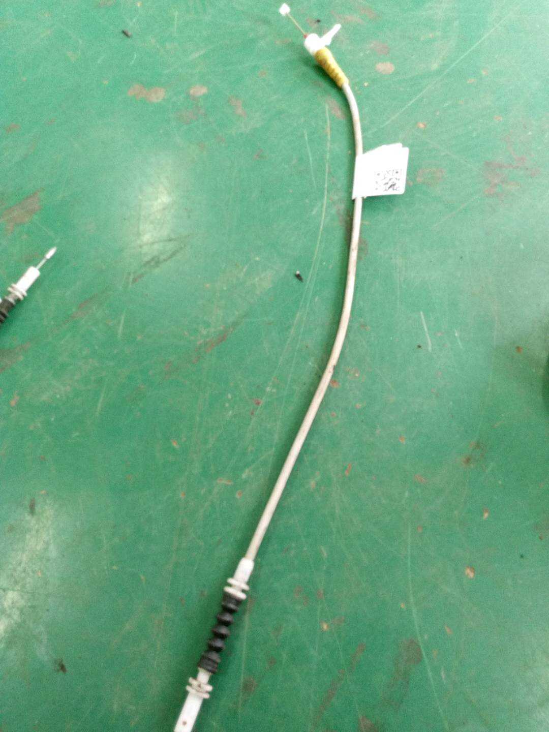 51217268446 前门外拉手拉线(右)