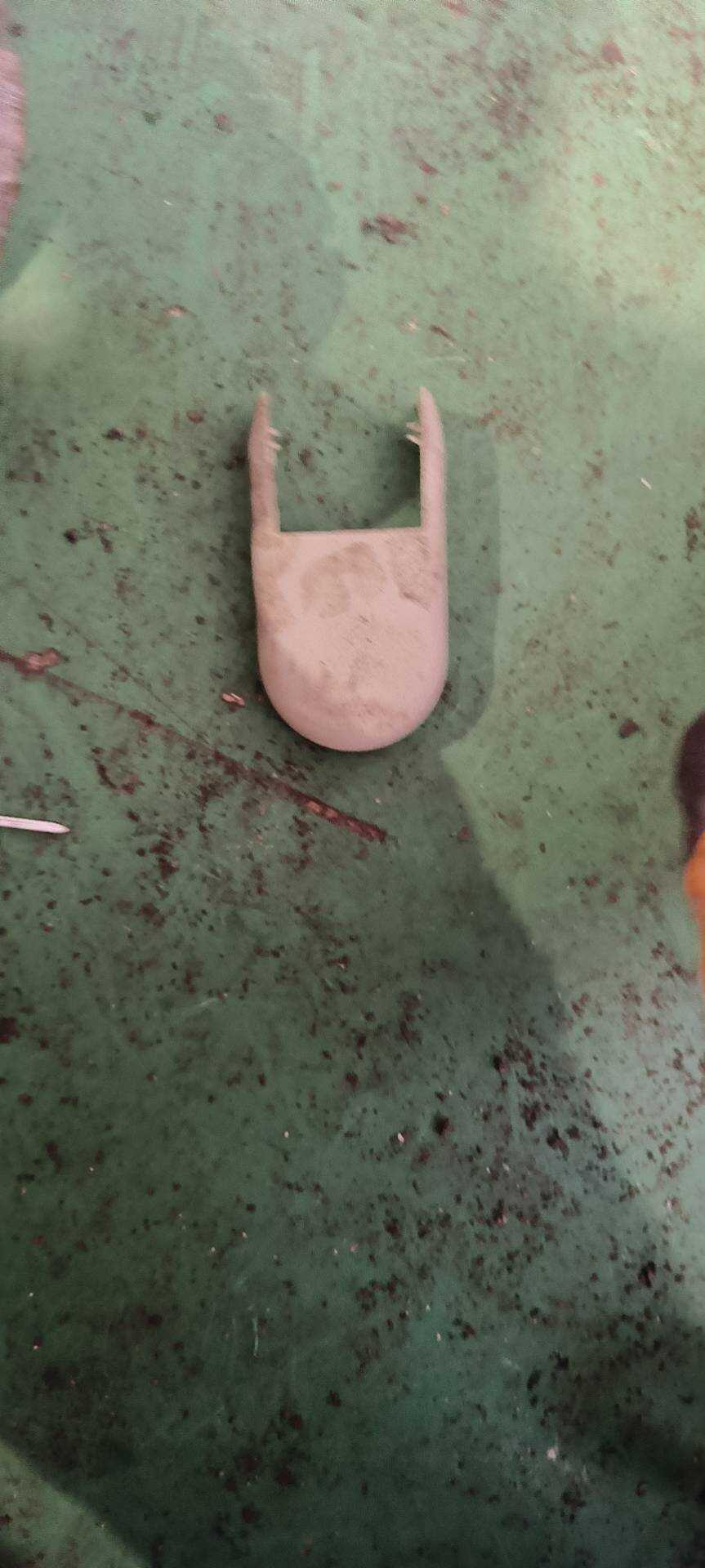 5481574 Front Seat Outer Adjuster Rear Cover