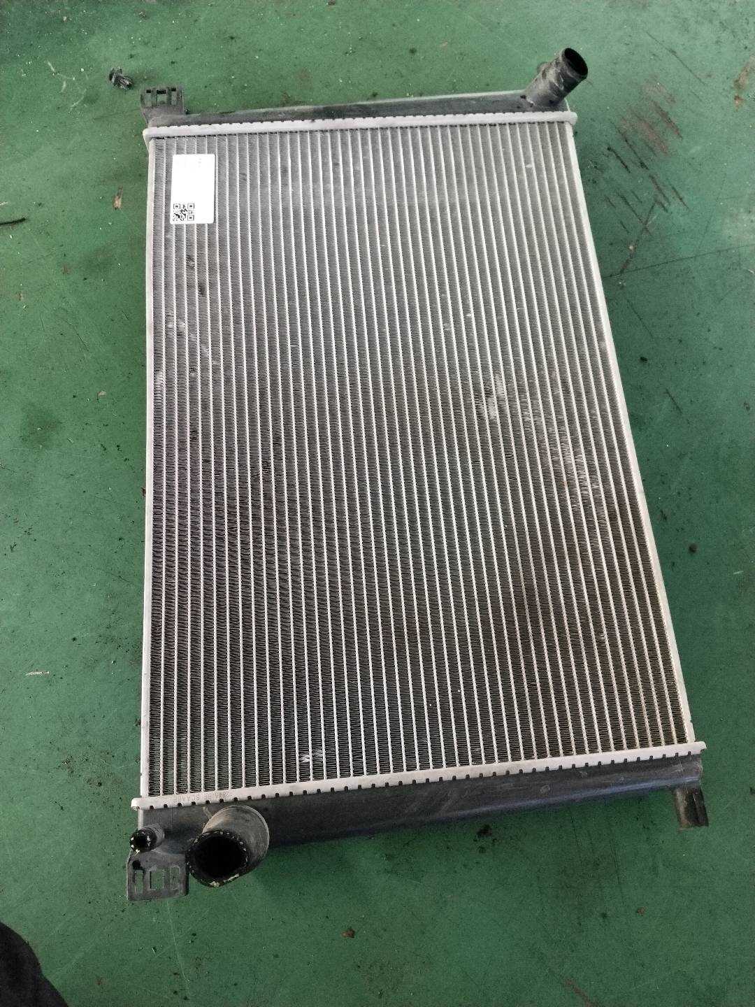 17118675266 冷却液冷却器