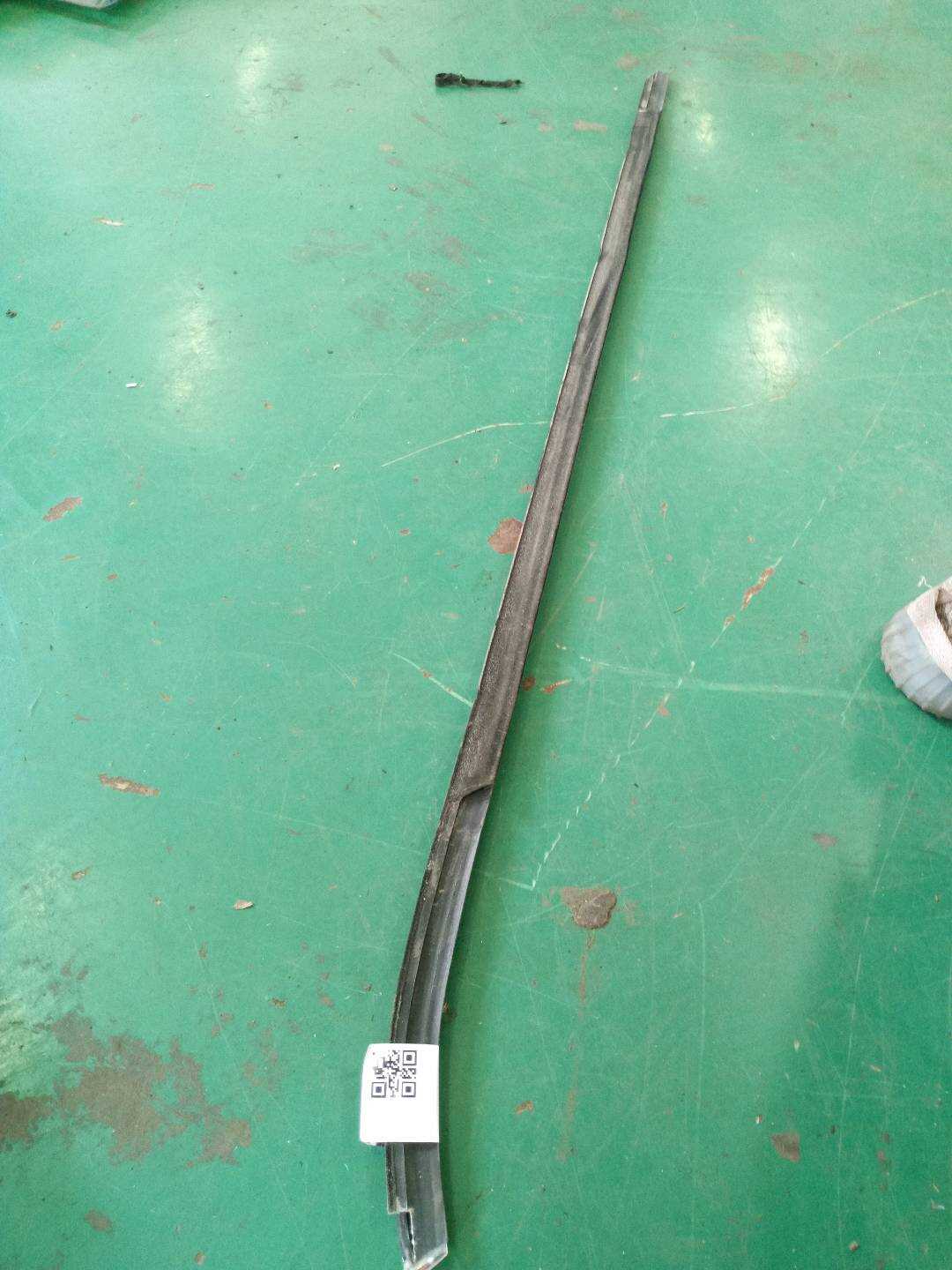 51337329339 前门玻璃压条(左外)