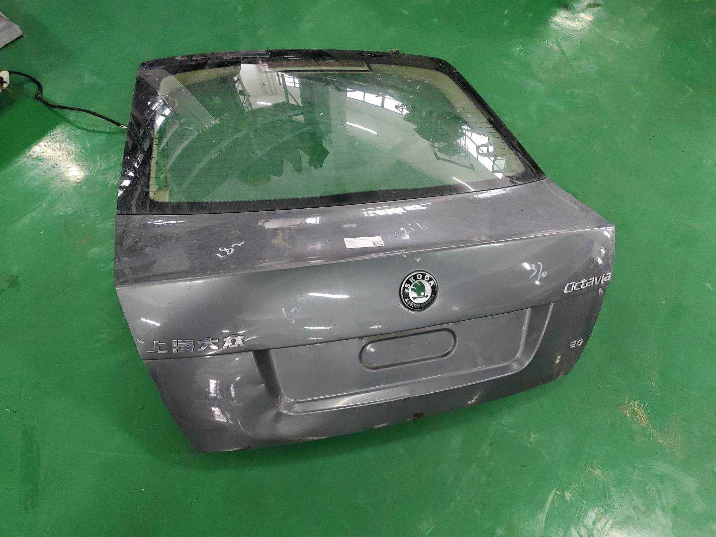 1ZD827023D 尾盖总成