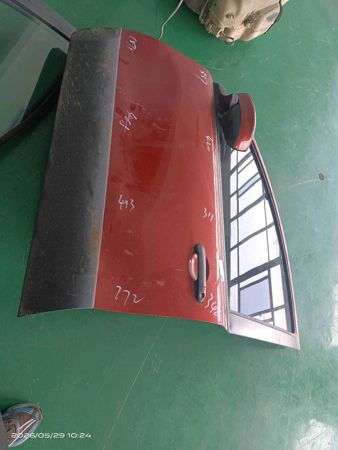 H01011CTMA 前门壳（左）