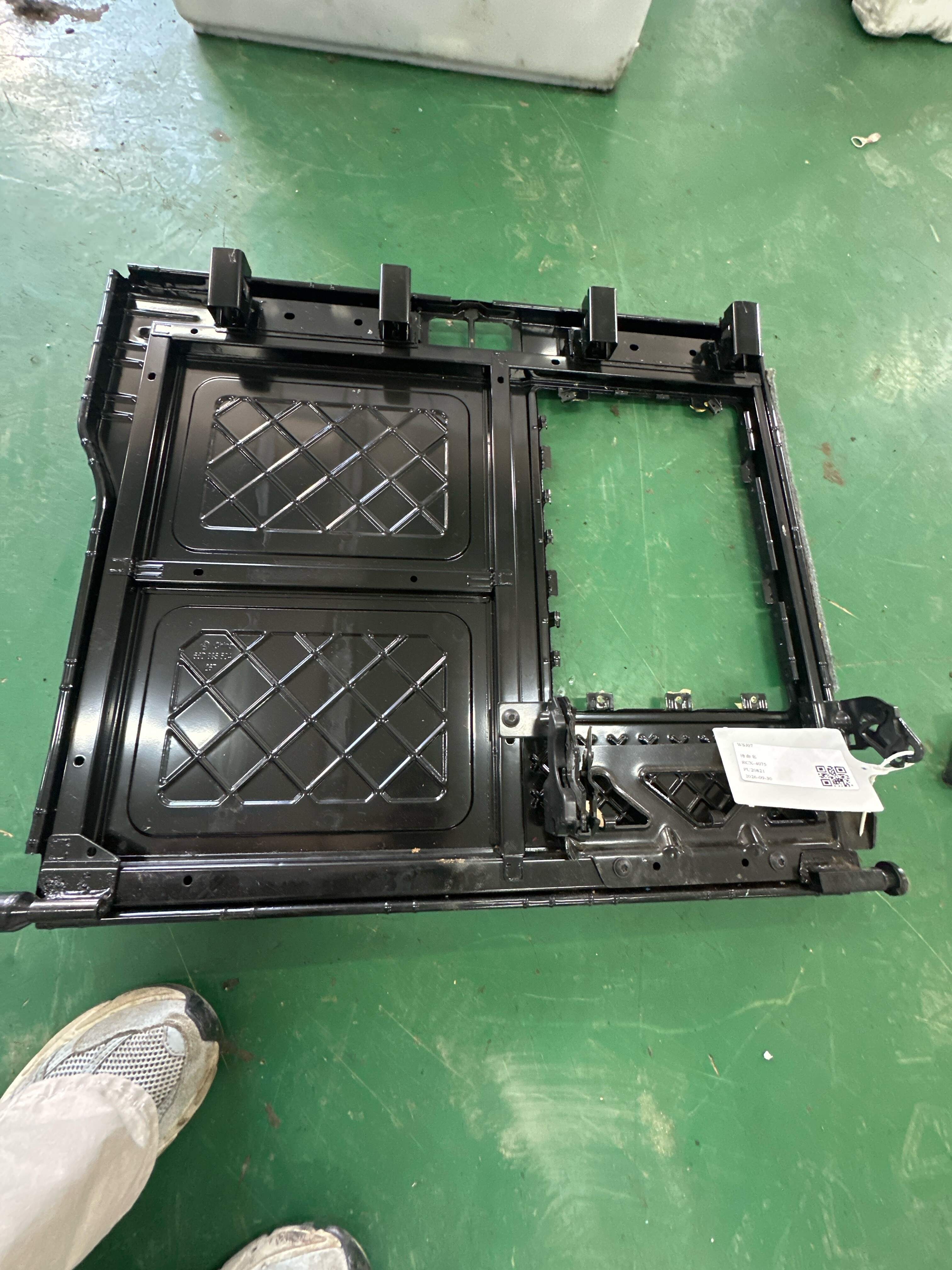 5N0885502F 后座椅靠背骨架