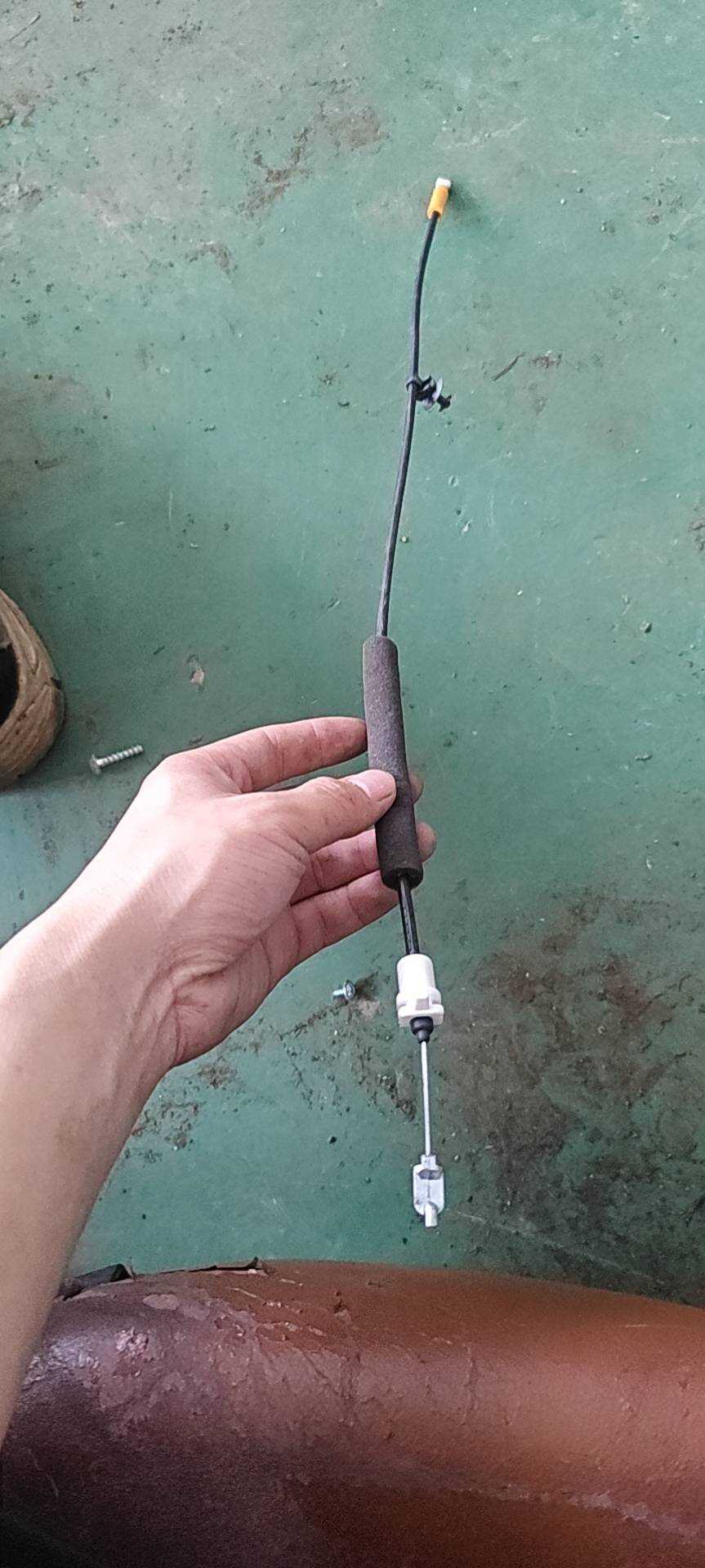 1068051113 Rear Door Inner Release Cable