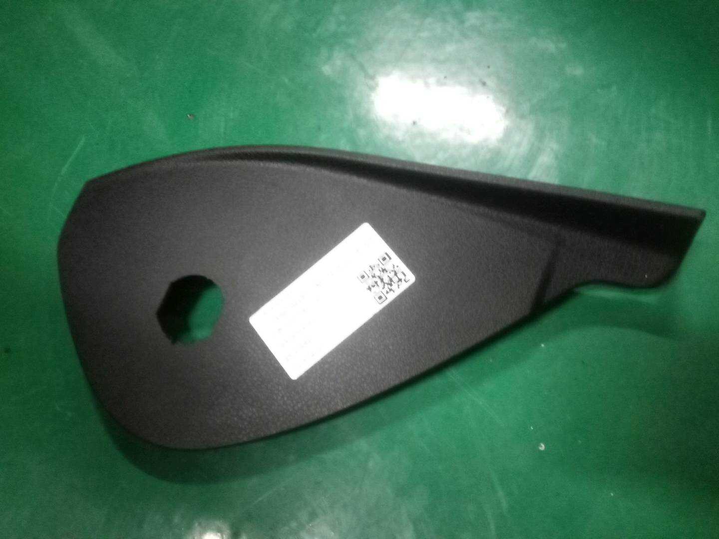 51459209792 仪表台侧护板(右)