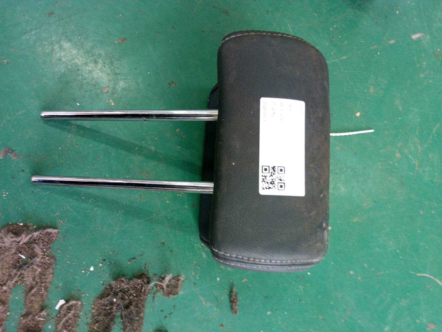 MEH7008030A00A7 后排中间头枕总成-深黑5