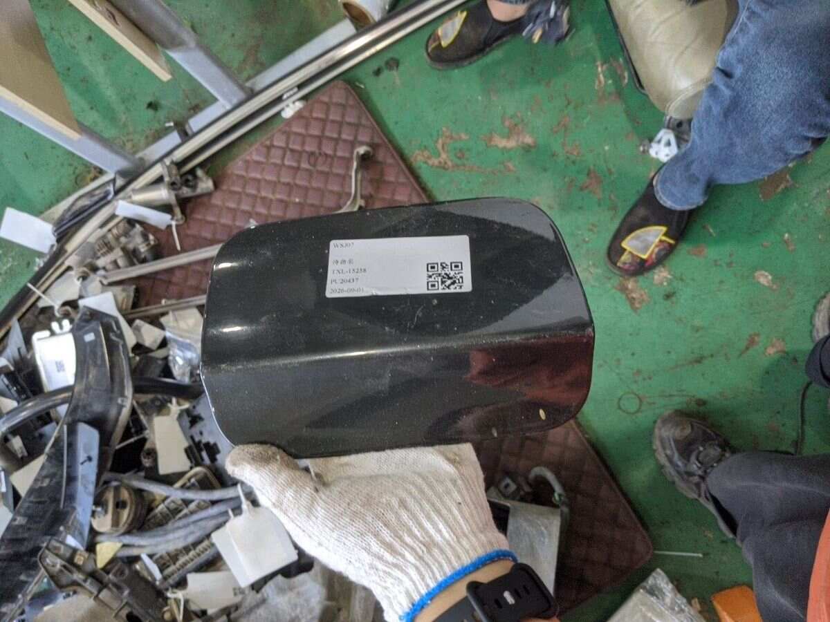 51177198167 燃油箱加油盖(外)