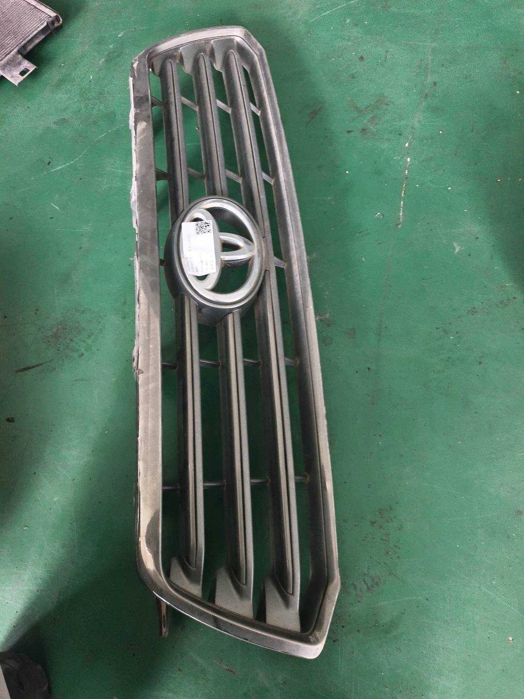 531010E070 Front Grille