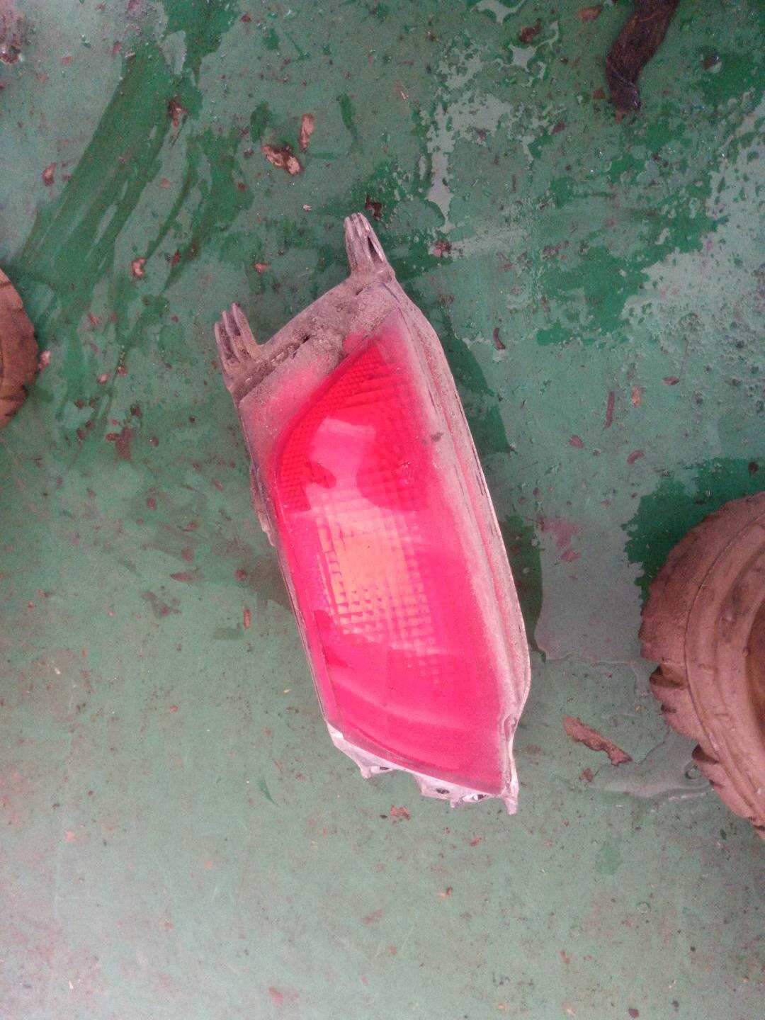 T4A12490 后雾灯（左）