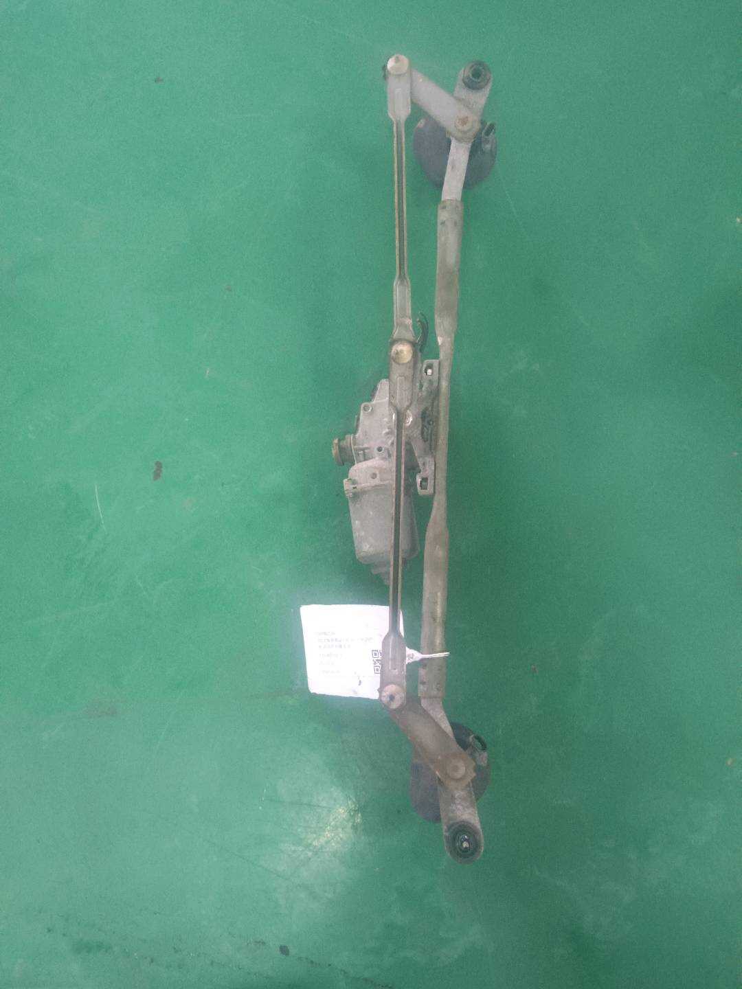 5303827AF Front Windshield Wiper Assembly