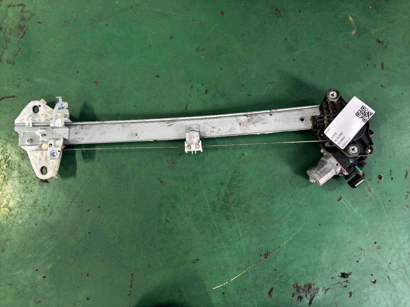 72210TBTH01 前门玻璃升降器总成(右)