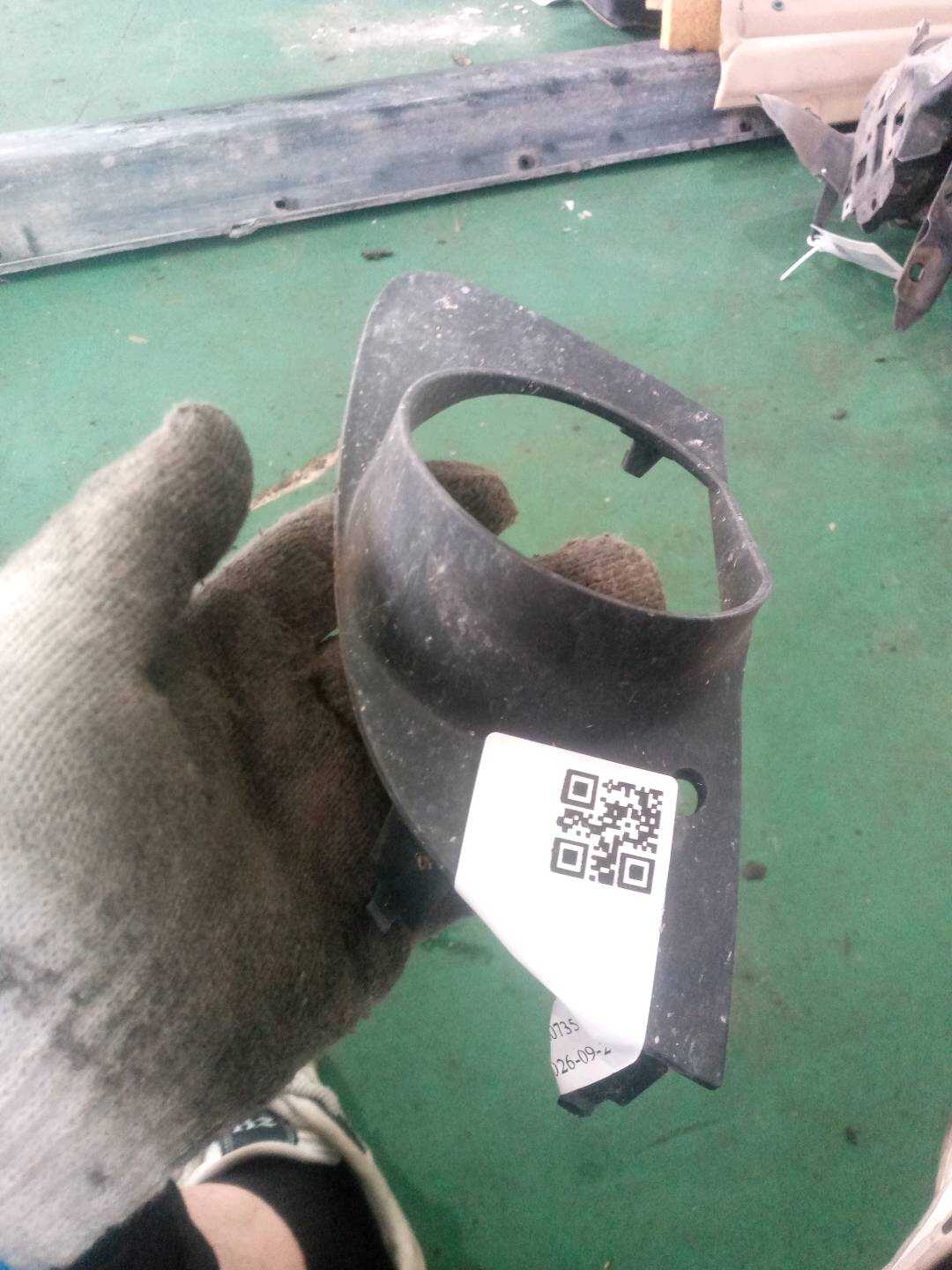 51117142179 前雾灯护罩(左)
