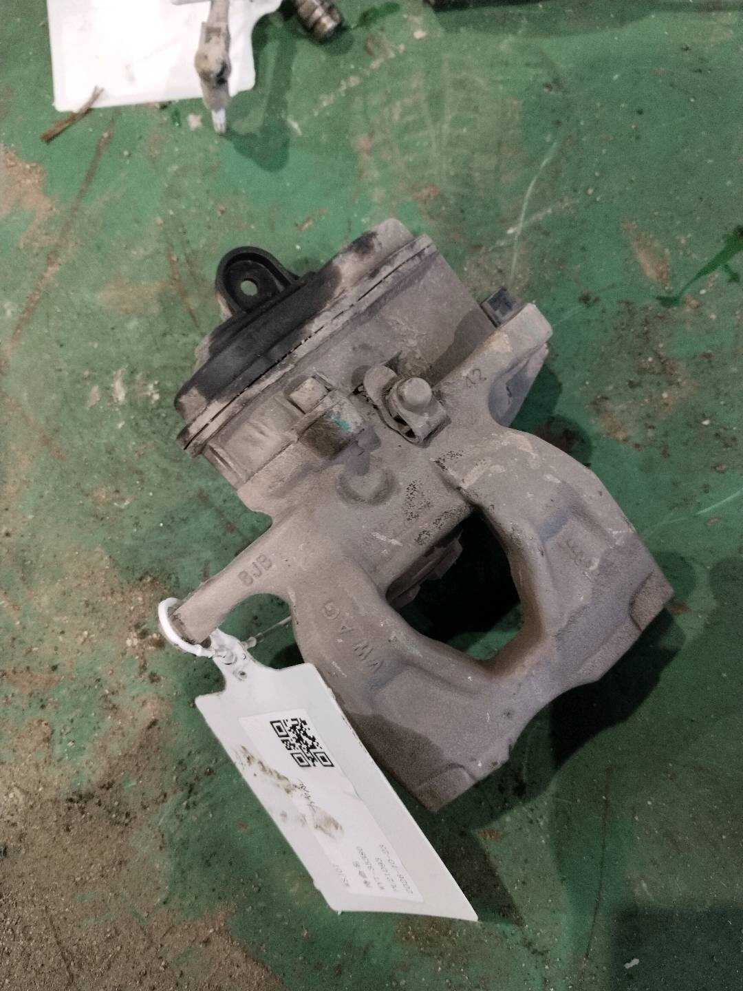 L4KD615403A Rear Brake Caliper, Left
