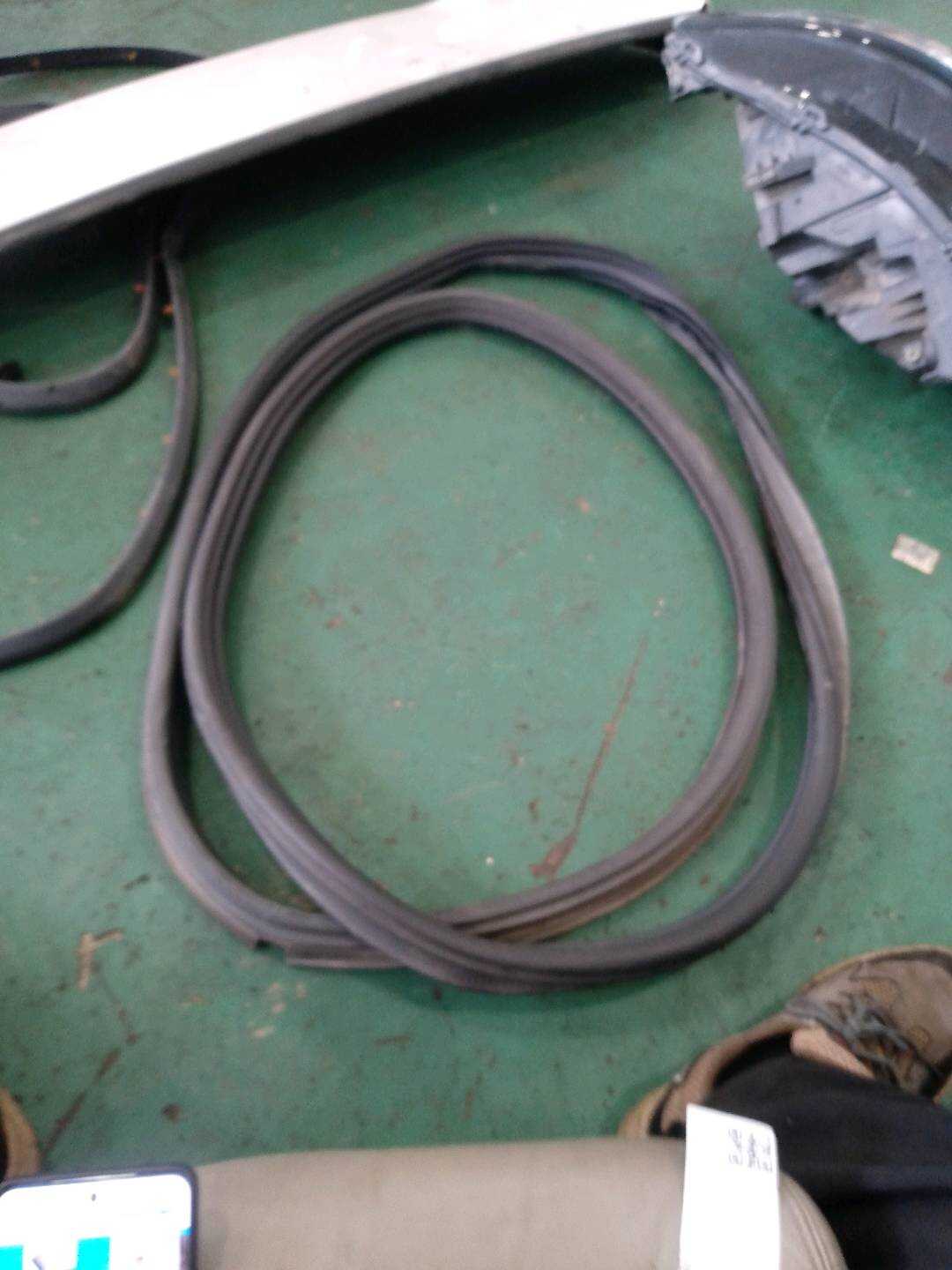 FK7BR404A07AH Trunk Lid Seal Strip