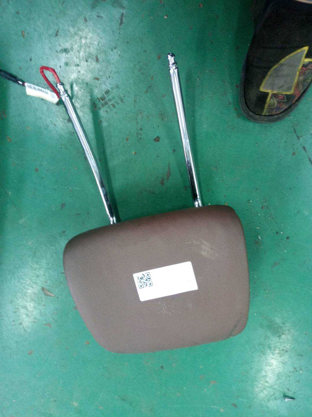 52107236831 Driver Seat Headrest