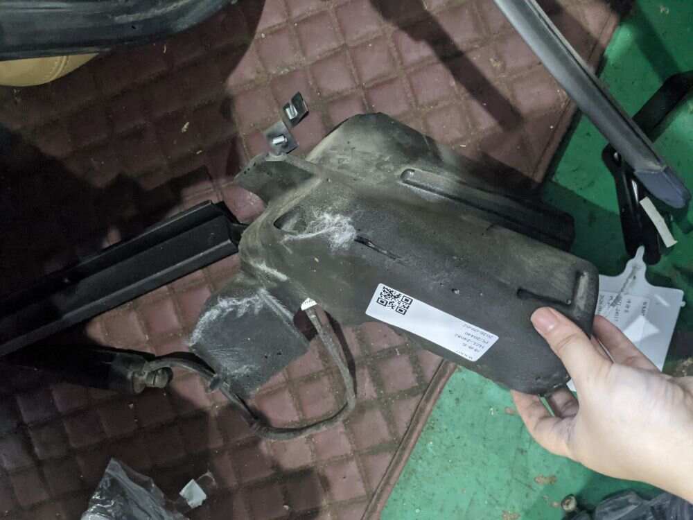 97055655700 后轮罩吸音器(左)