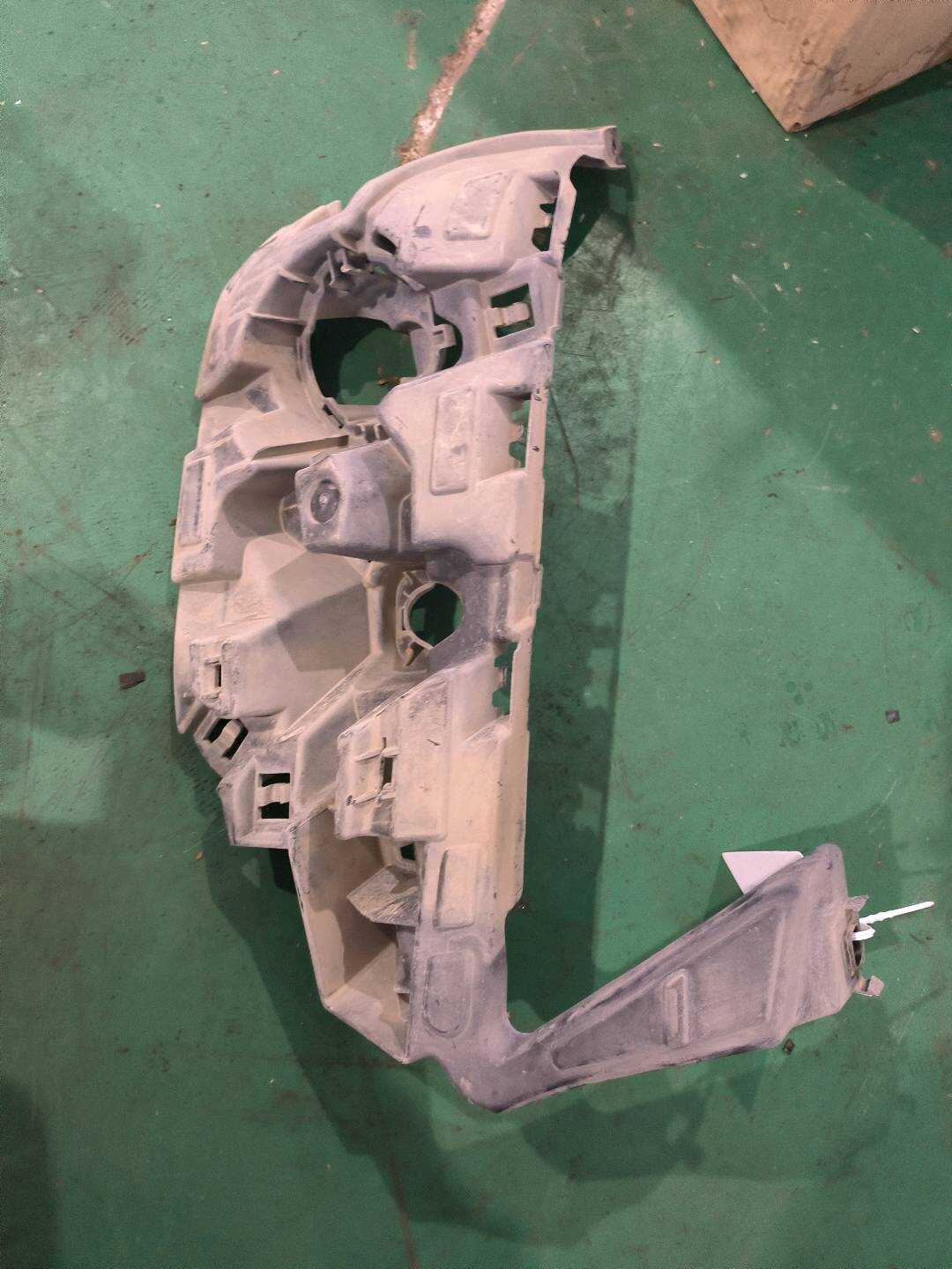 51117212956 Front Bumper Bracket, Right