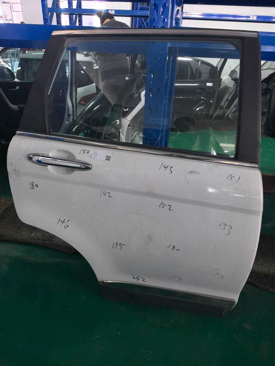6201200AKZ36A 后门壳（右）
