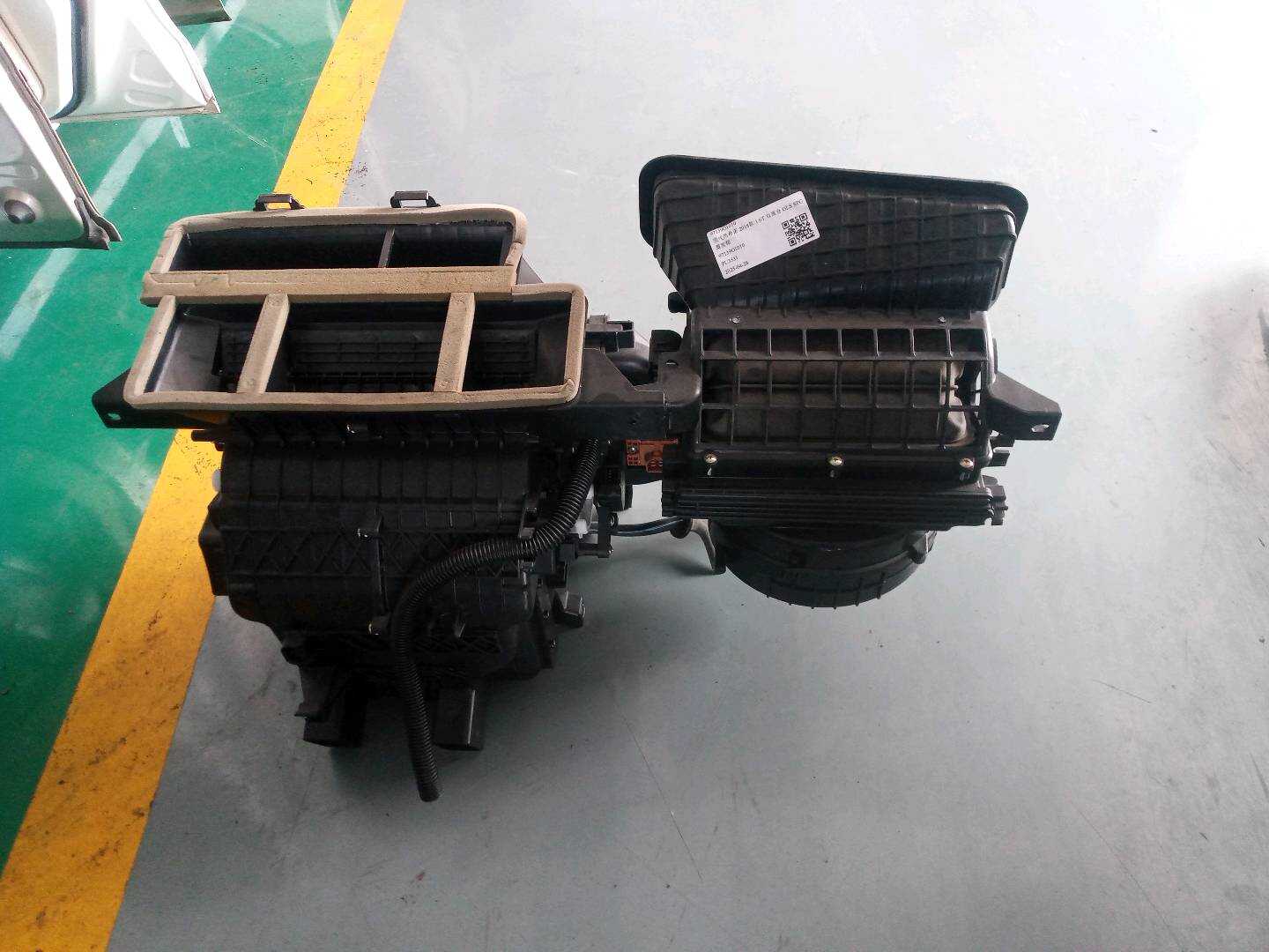 97205O1020 蒸发箱总成