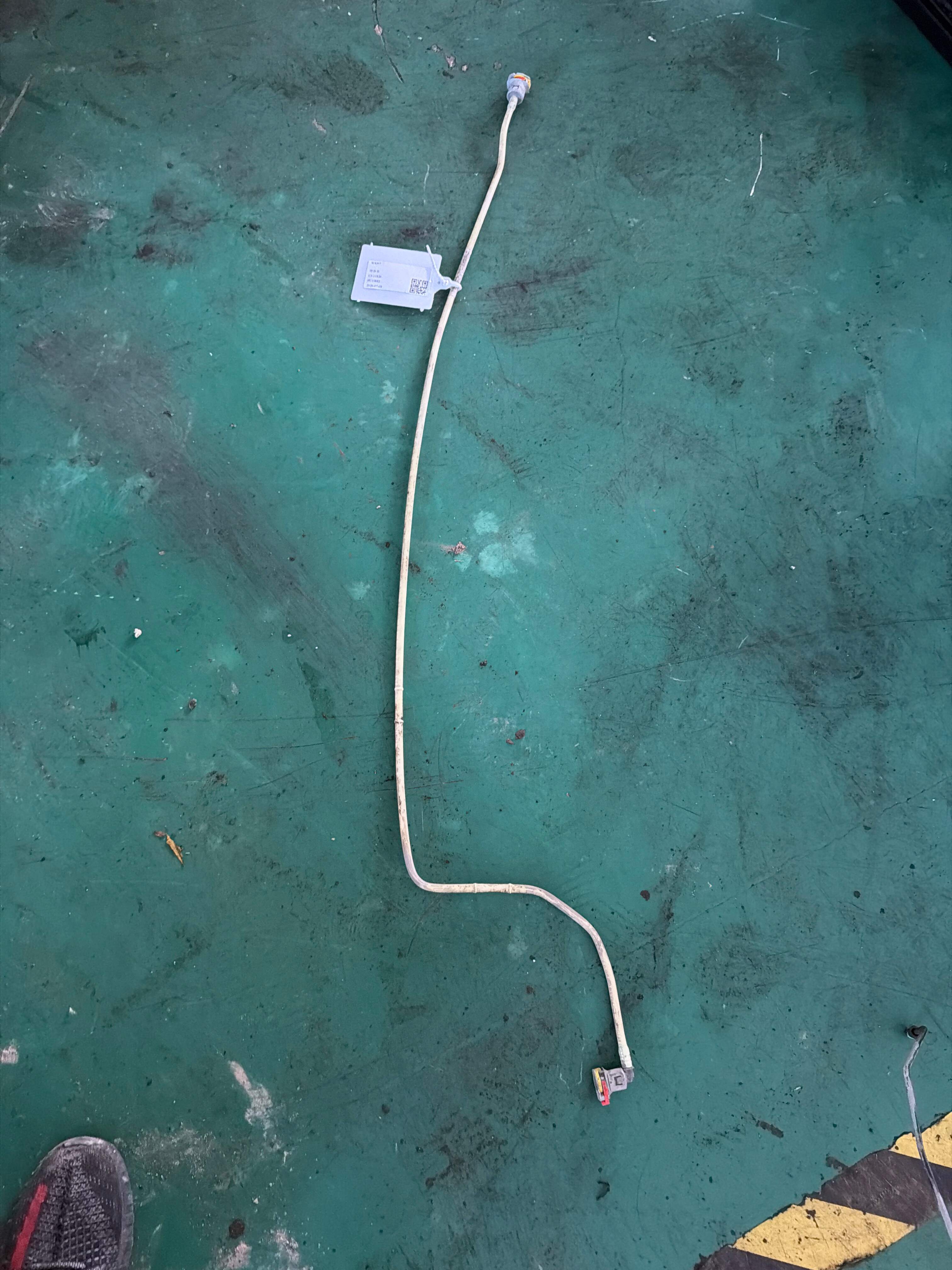 16127300621 燃油箱输油管（后）