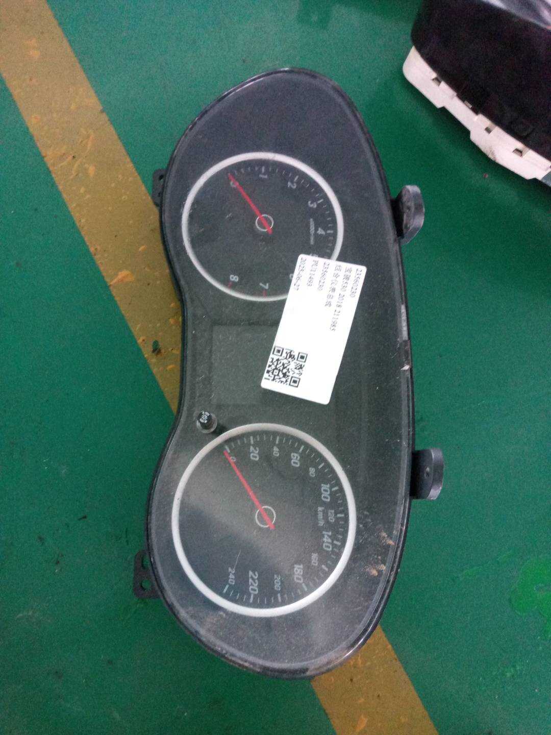 23560230 组合仪表总成