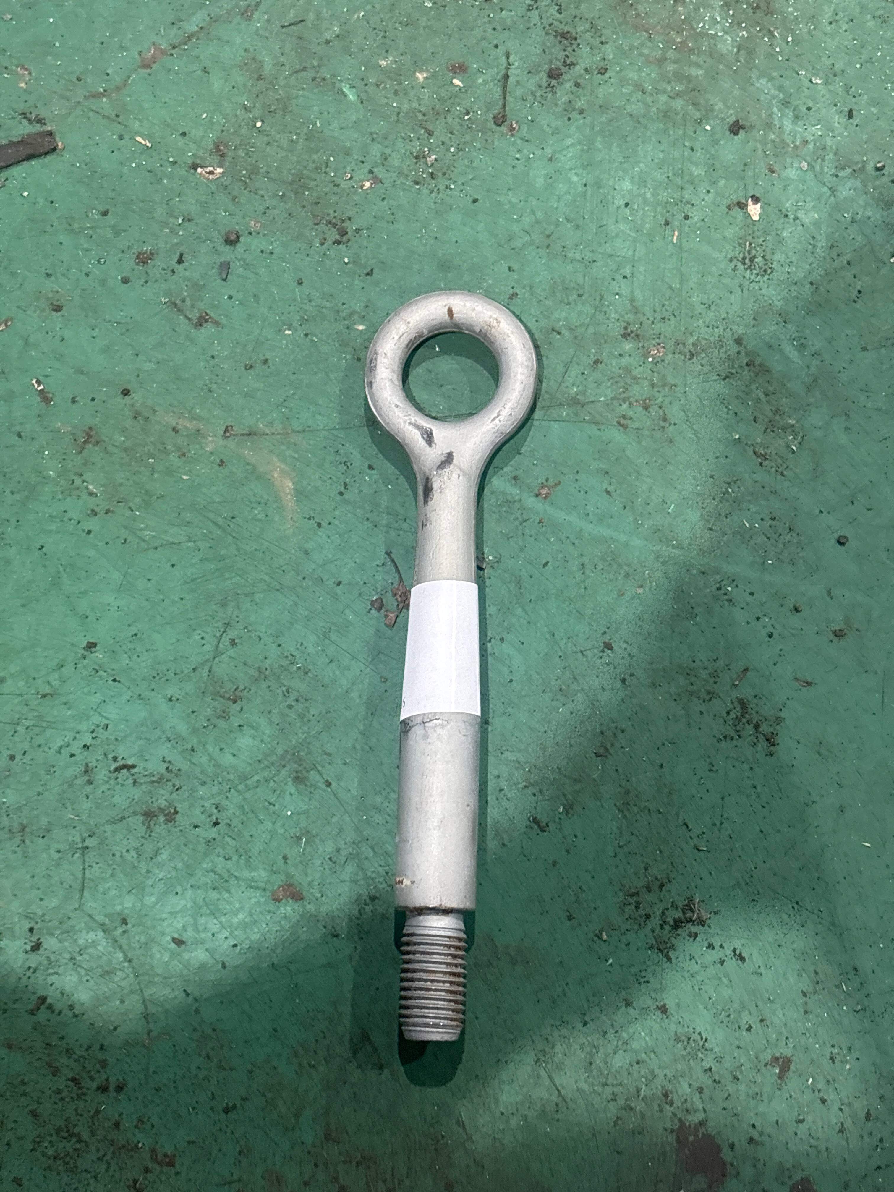T2H33643 Rear Tow Hook