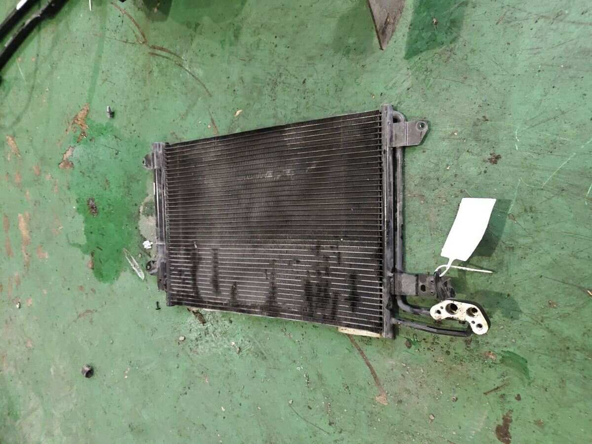 1K0820411AH Condenser