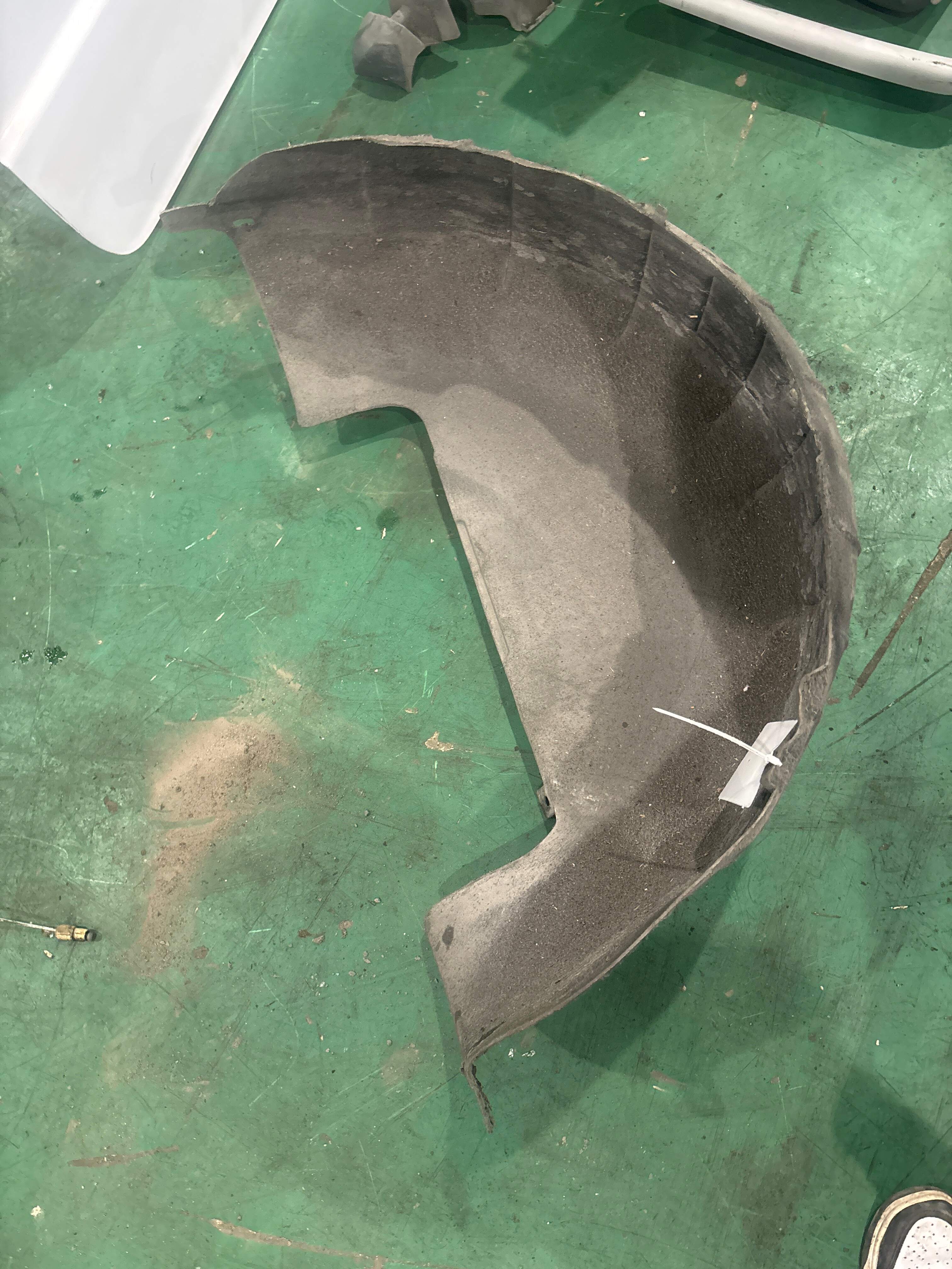 A6396843077 后叶子板内衬(右)