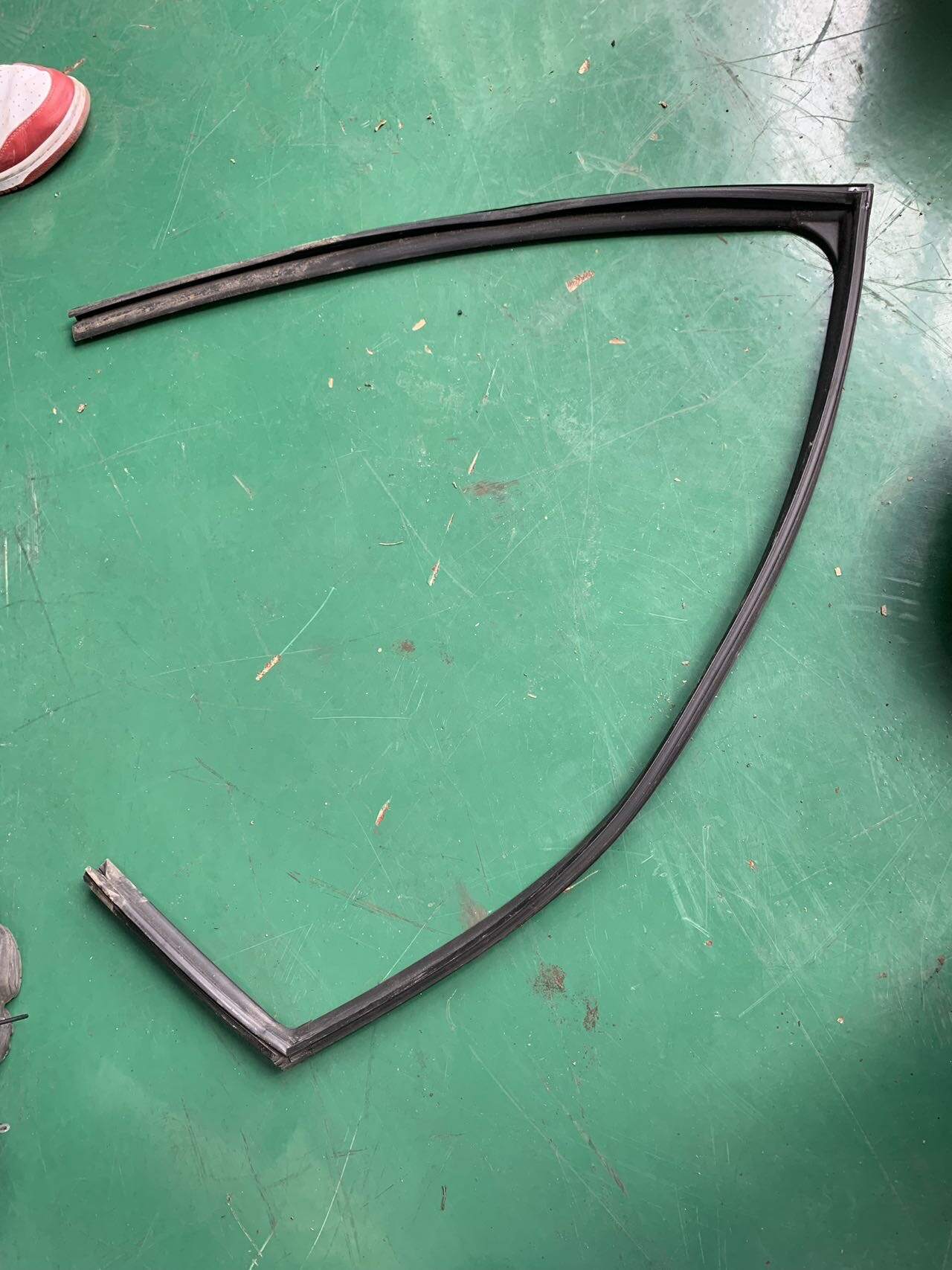 83530D0000 Rear Door Window Felt Channel, Left