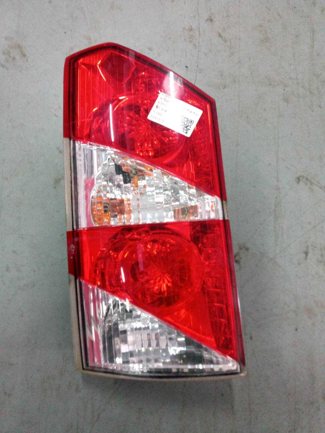 92401V7010 尾灯总成(左)
