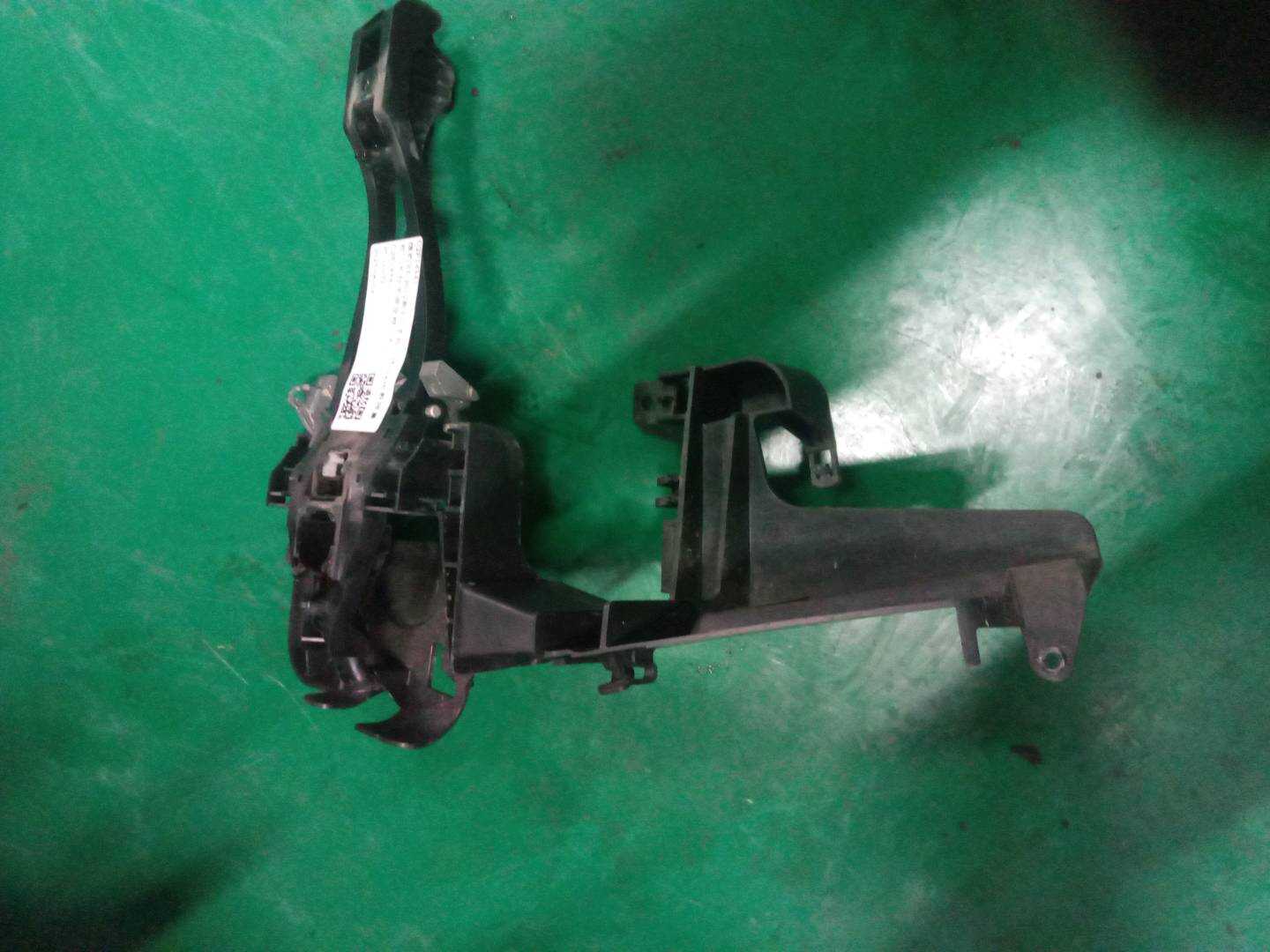 C2P14341 Front Door Outer Handle Mounting Frame, Right