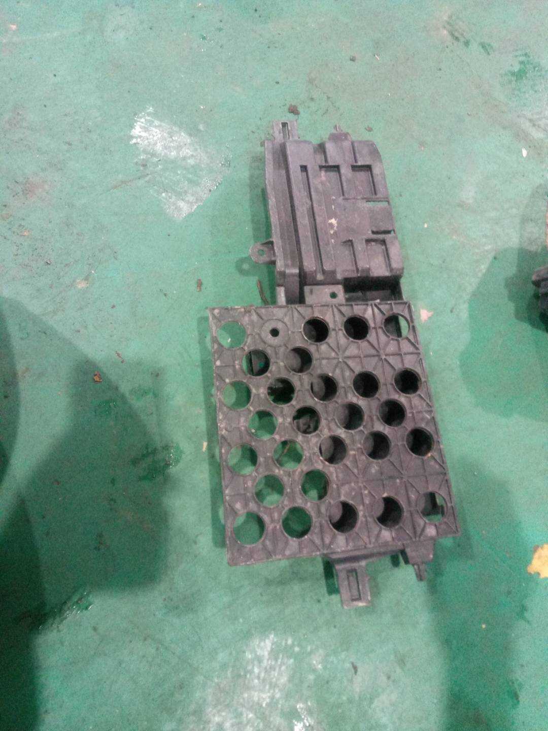 61357490465 后座椅控制单元