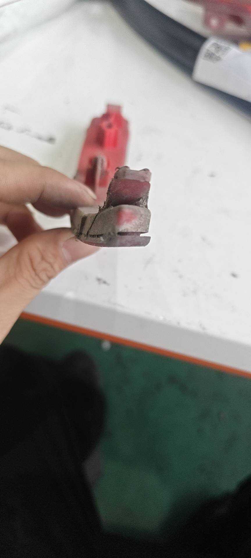 6044589700 左后回复反射器装饰件