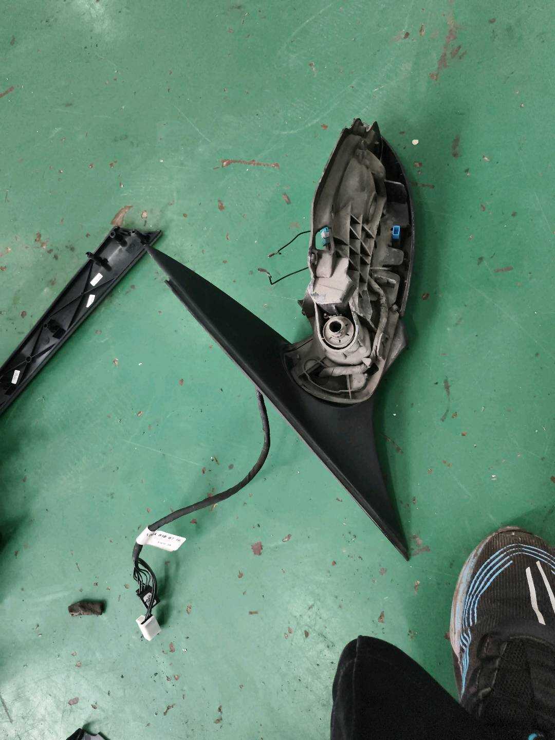 A2048100176 Side Mirror Mounting Base, Left