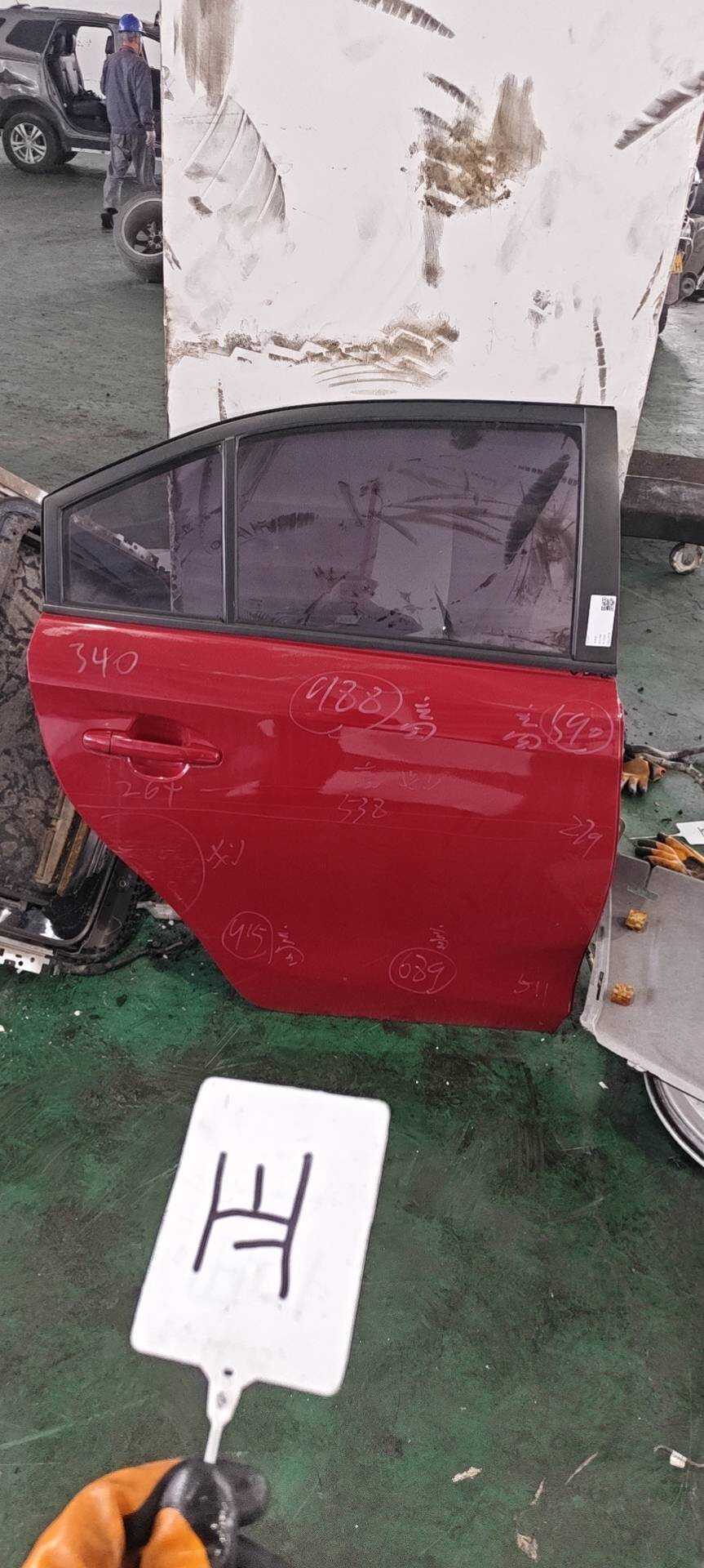 670030D200 Rear Door Shell, Right