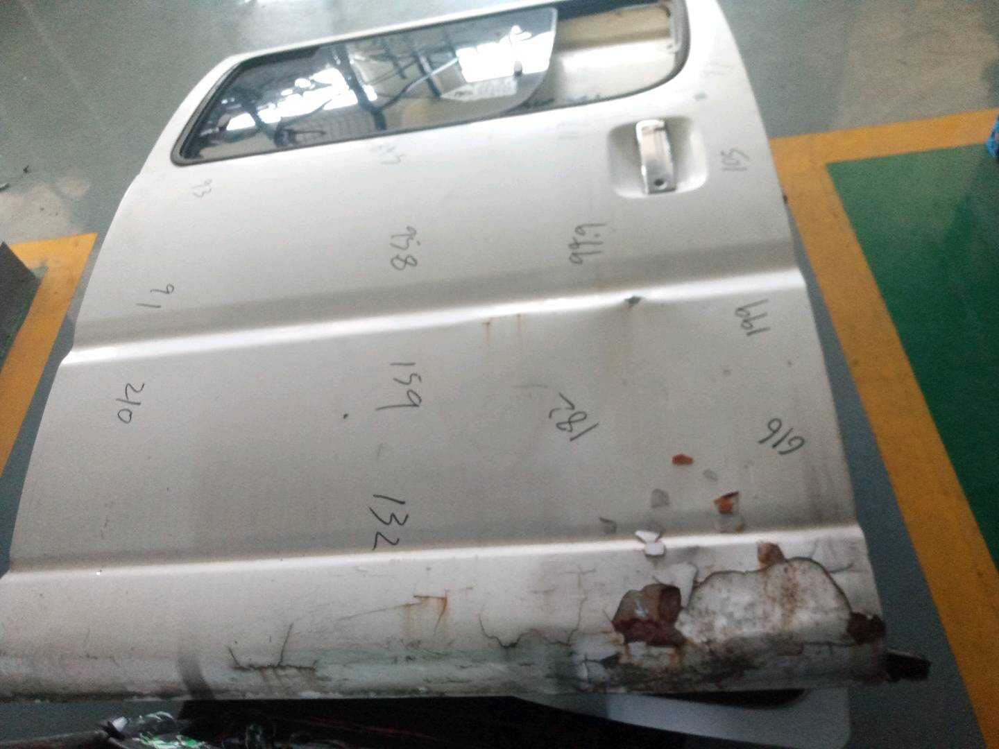 SHG6201001Y 后门壳(右)
