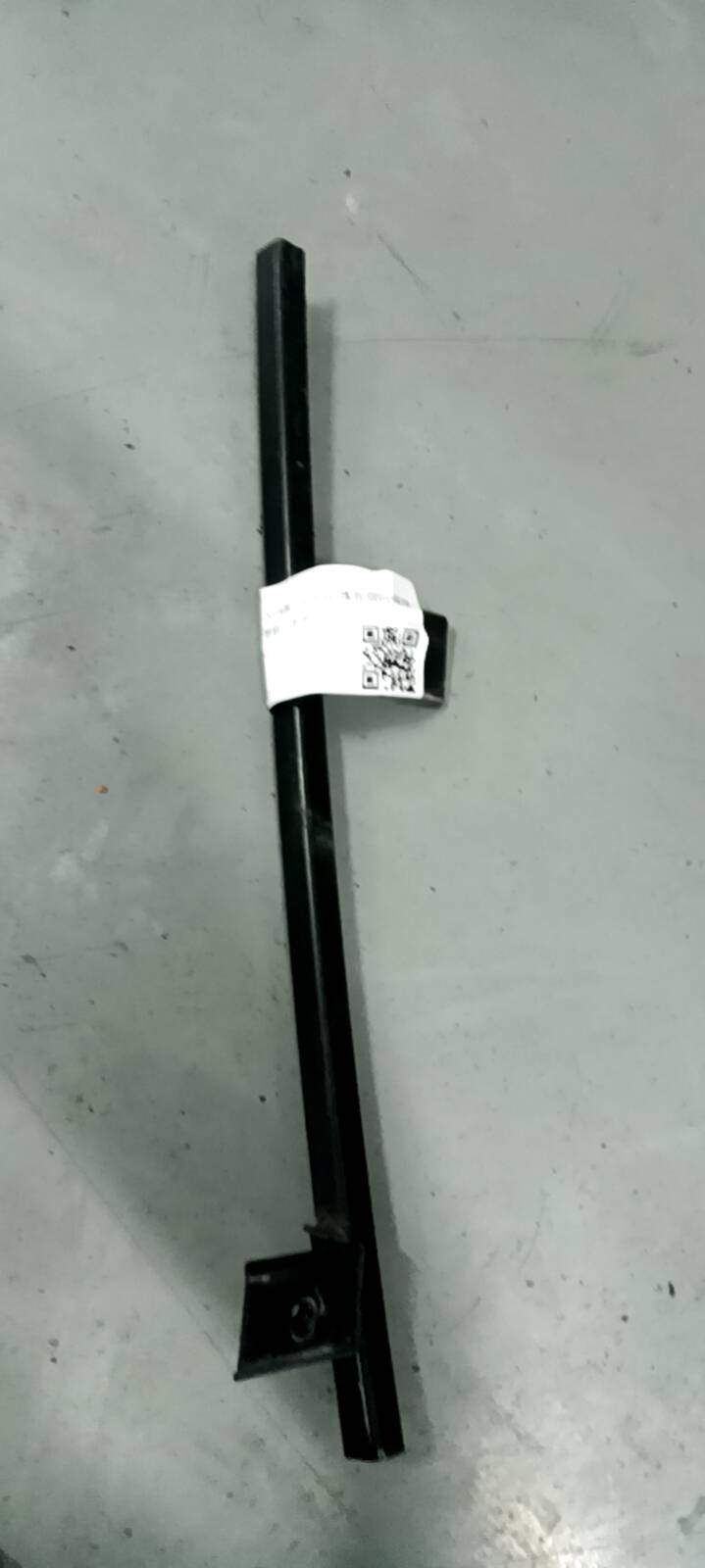 10357150 Rear Door Window Guide Rail, Rear Right