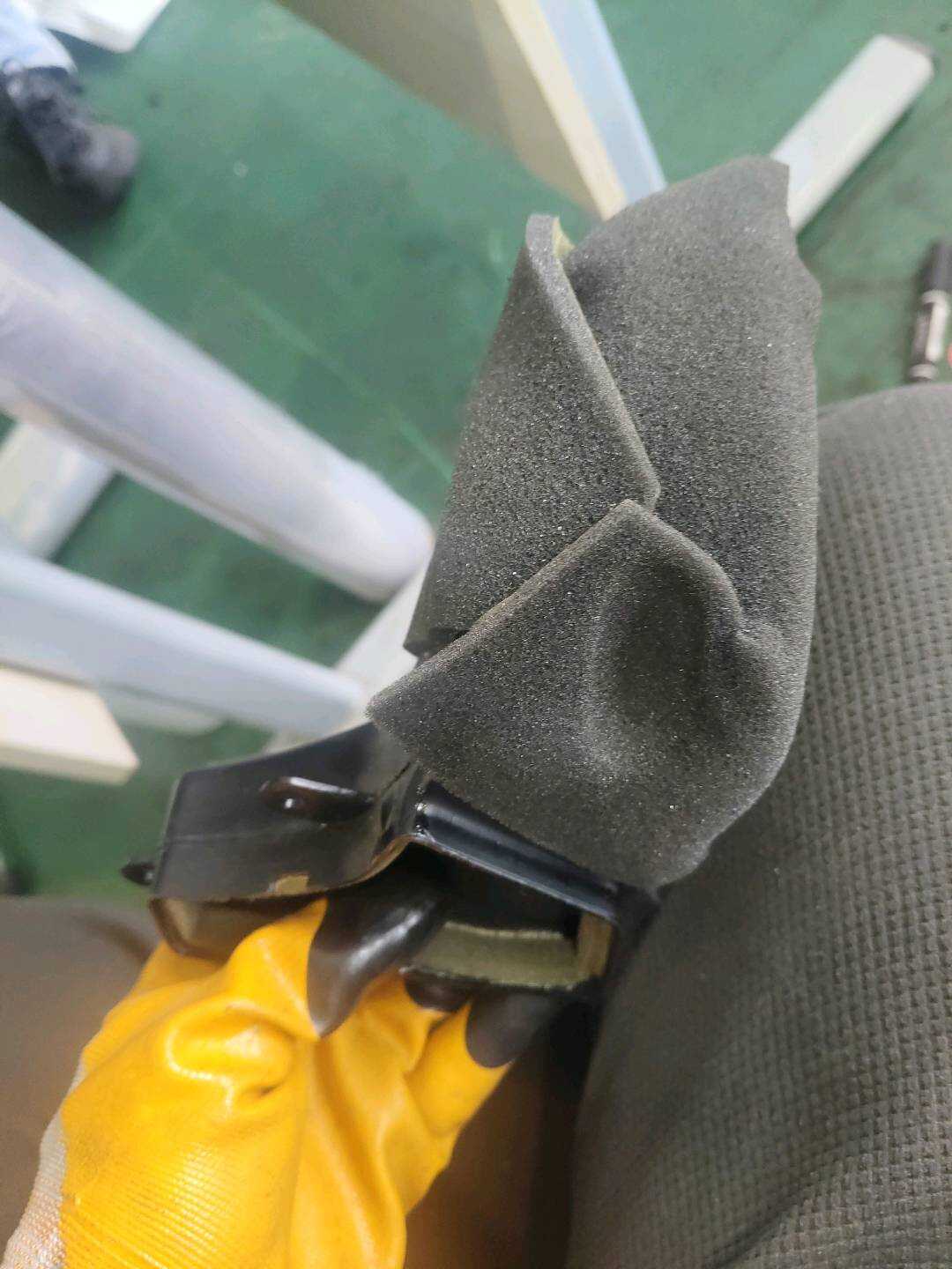 B013360 Front Left Footwell Air Duct