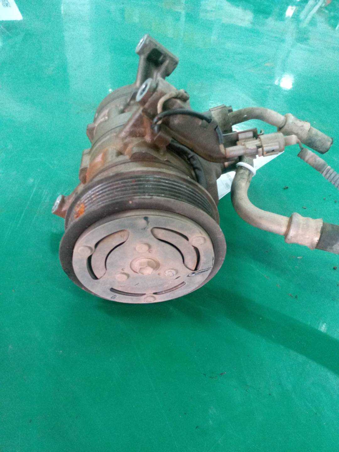 883200D090 A/C Compressor