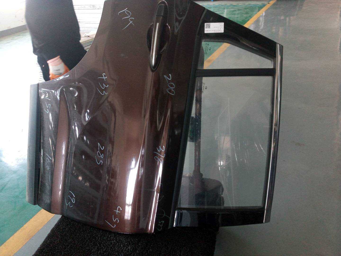 5040011ASV0000A00 Rear Door Shell, Right
