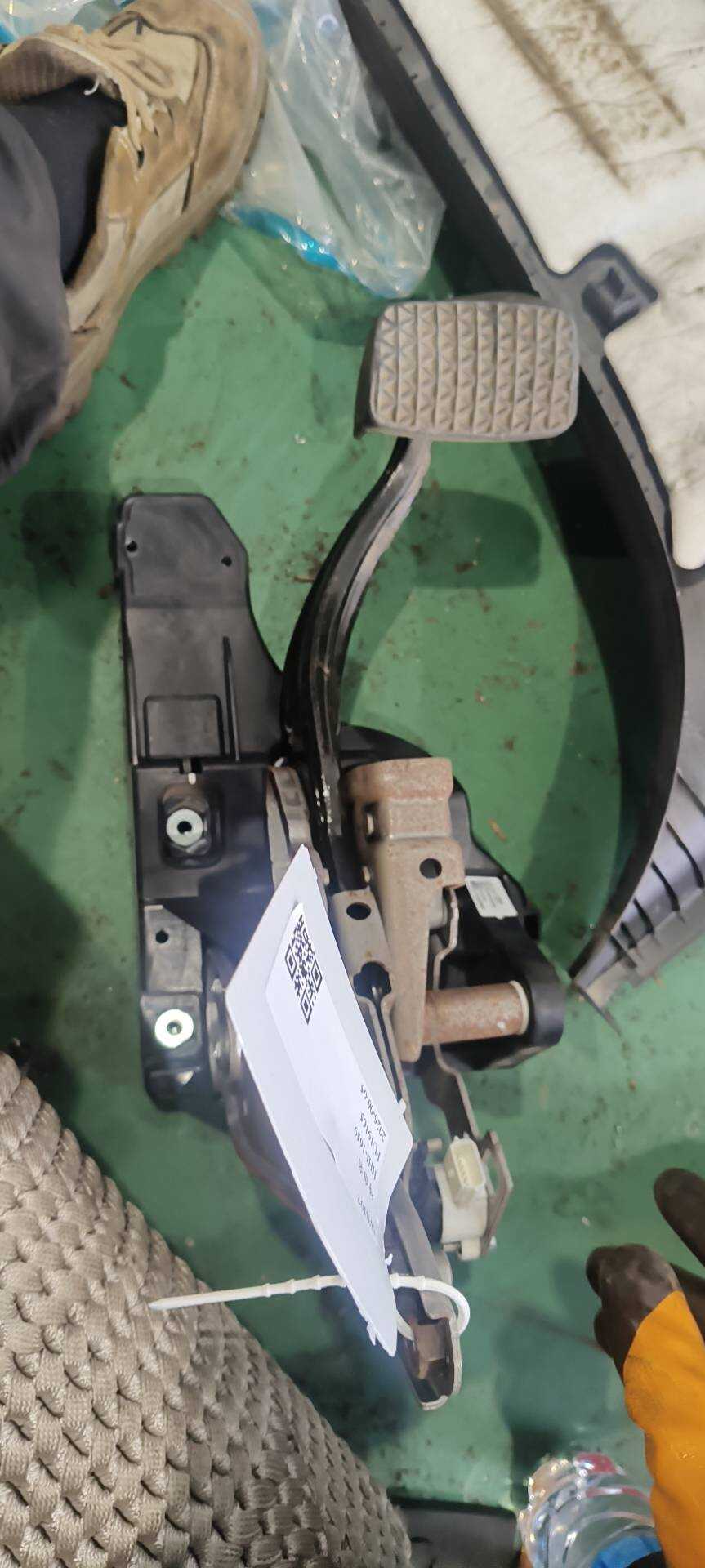 85535720 Brake Pedal