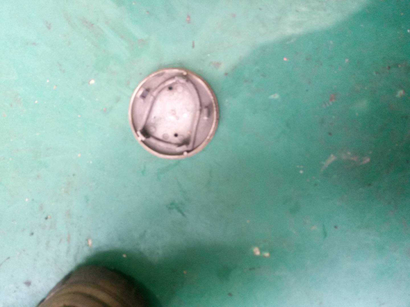 955361303009A1 Wheel Hub Cap