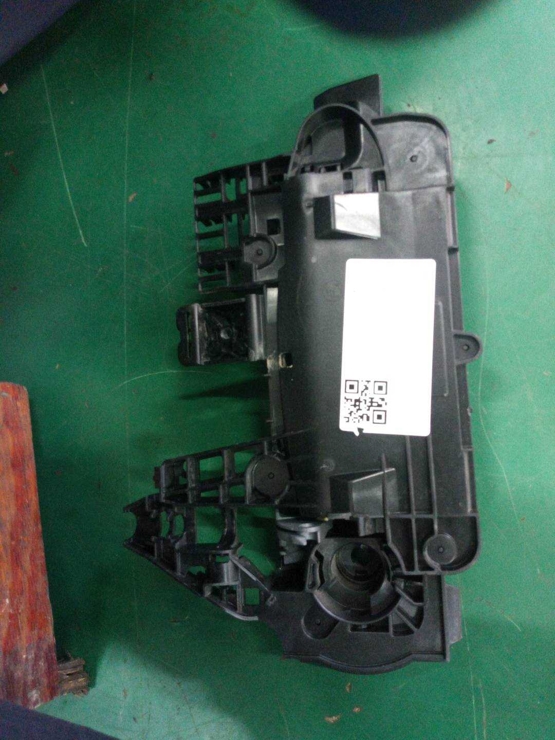 51215A6B652 后门外拉手固定框(右)