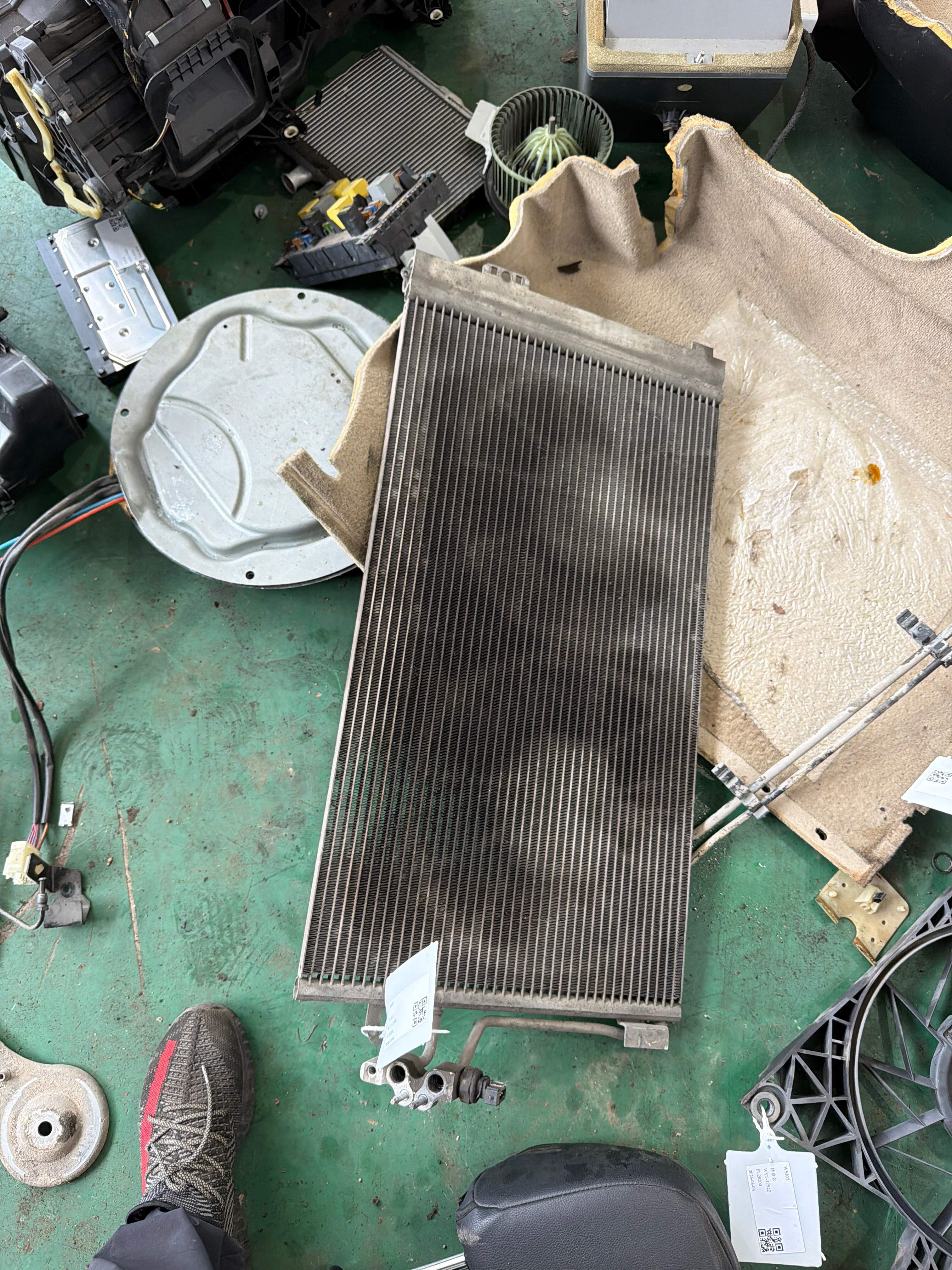 A6398350270 Condenser