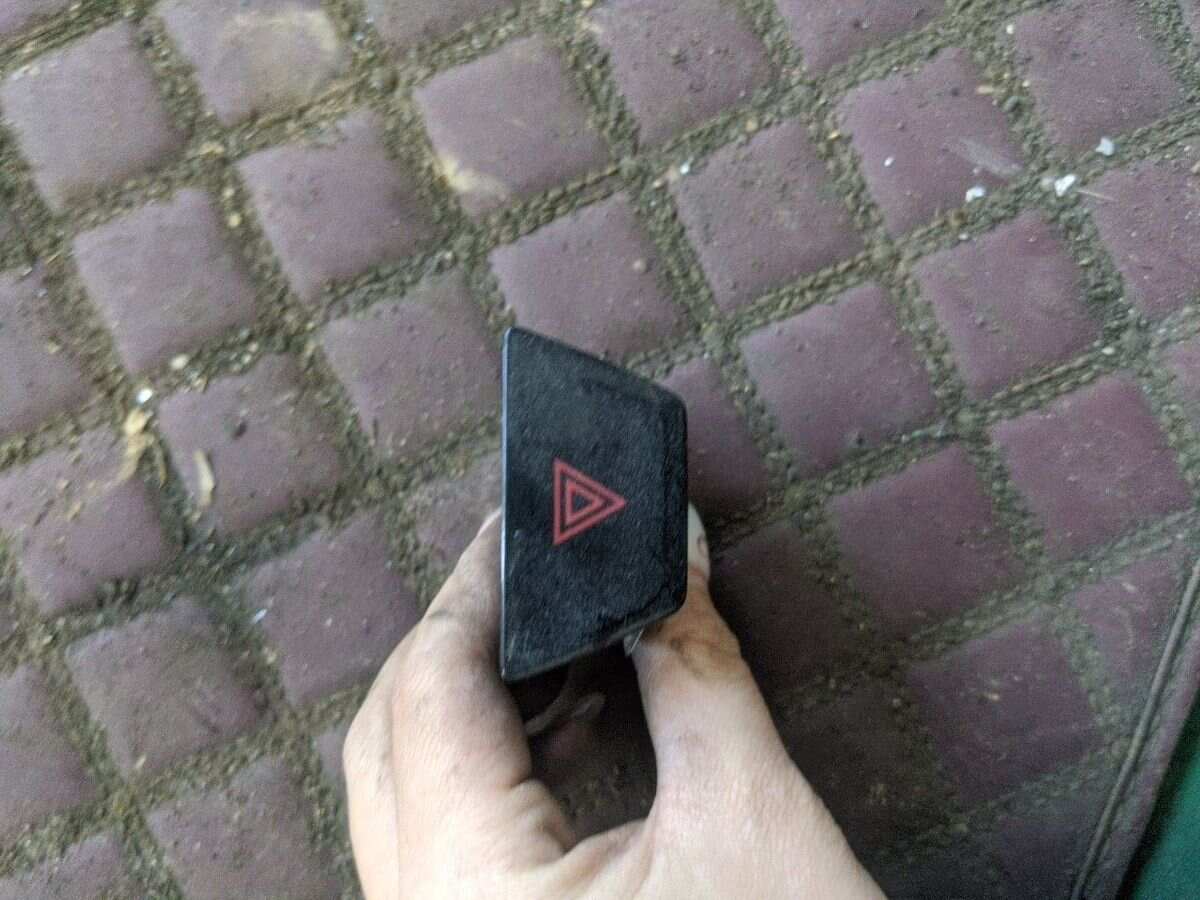 61316993046 Hazard Light Switch