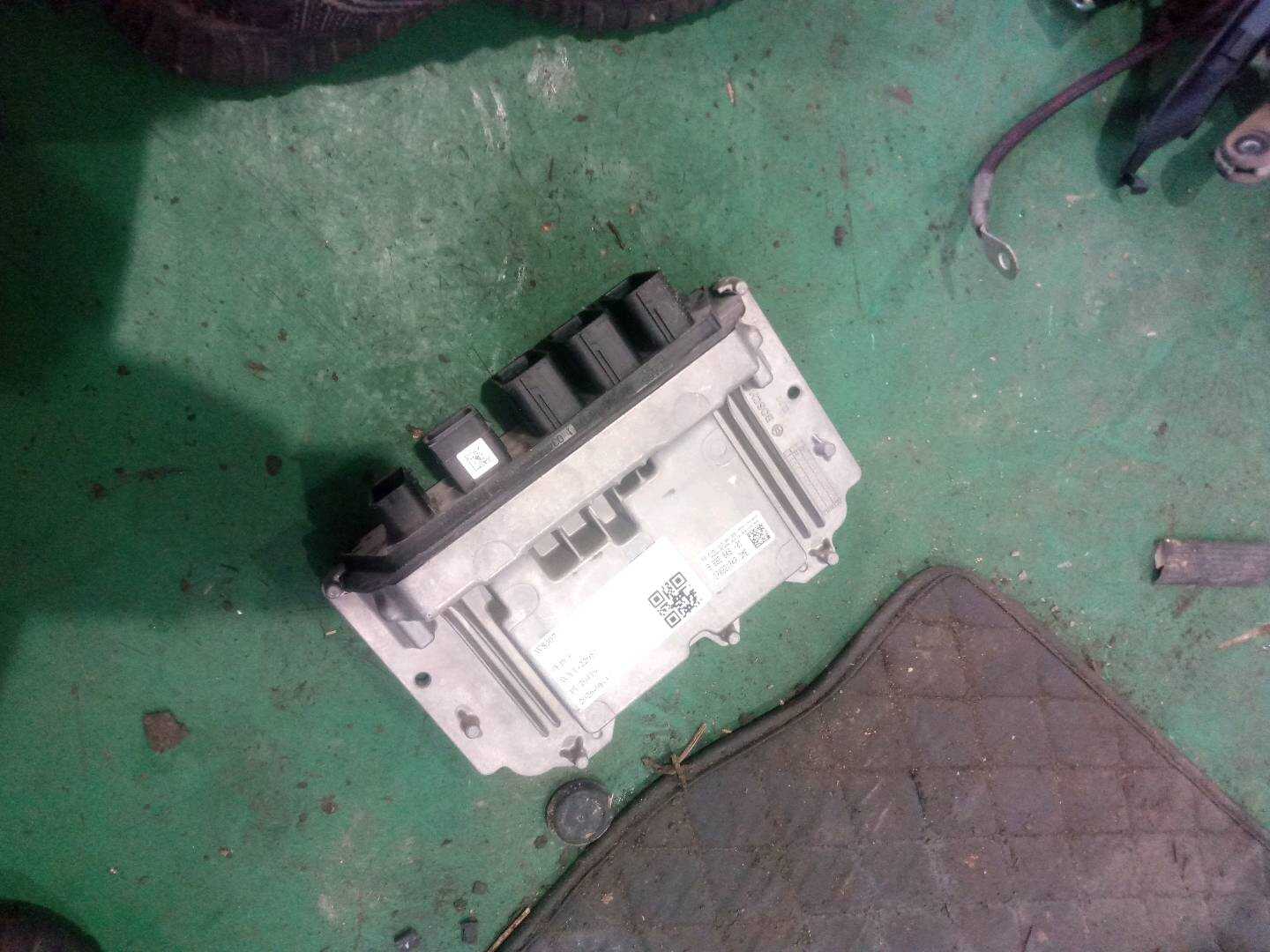 12148674261 发动机电脑