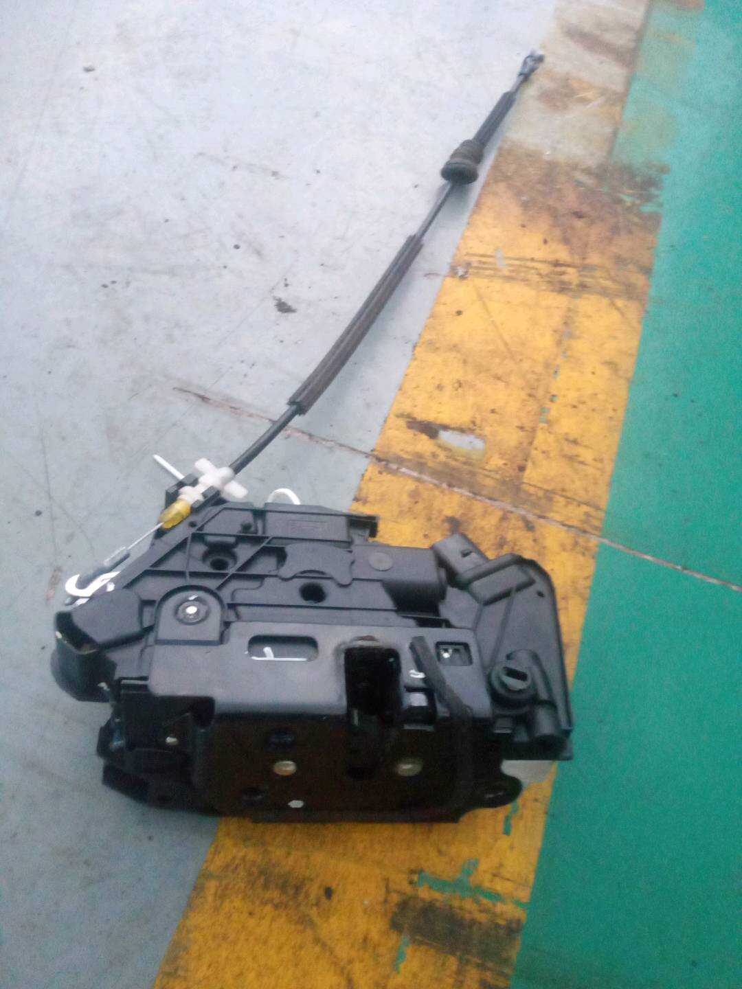 5ND839016A Rear Door Lock Assembly, Right