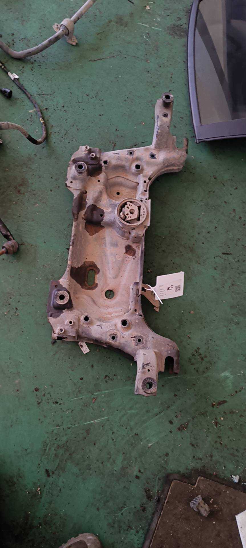 3C0199313AR Subframe Crossmember