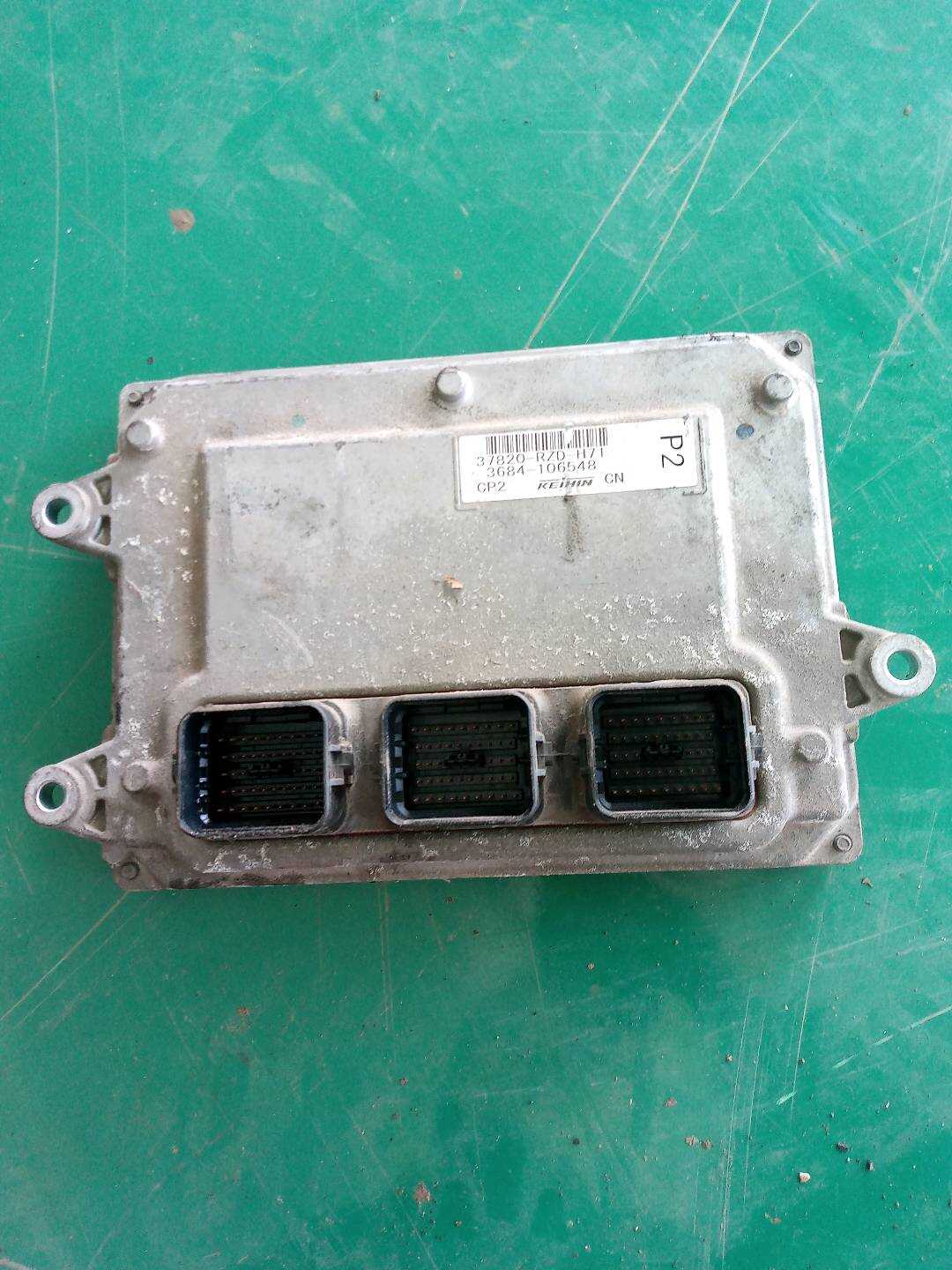 37820RZDH71 发动机电脑