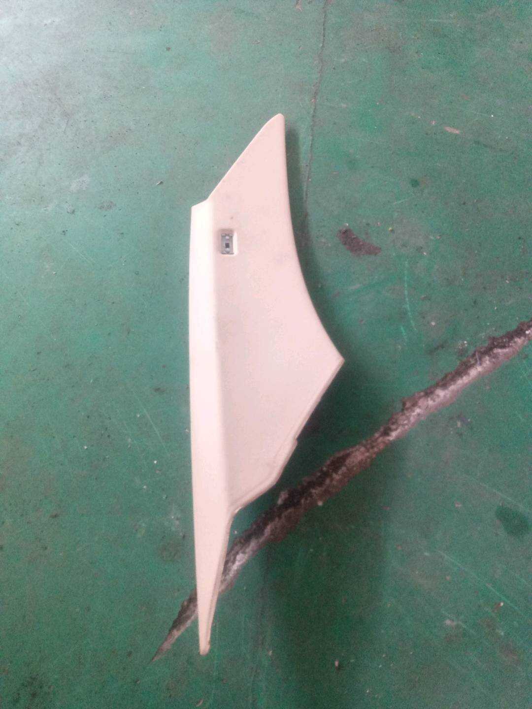 51436965451 C柱上内衬(左后)